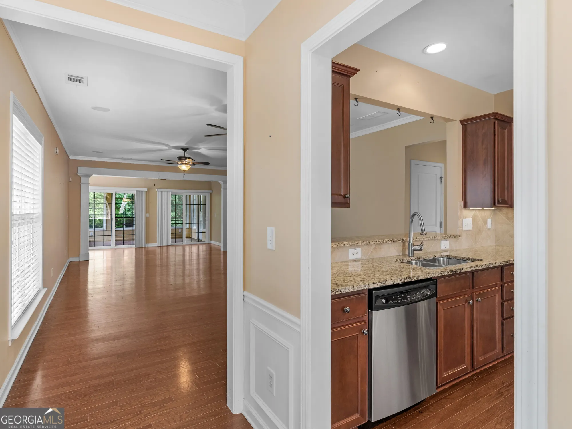 Property Slideshow image 12 of 69 | 130 magic lily dr, Griffin, GA, 30223