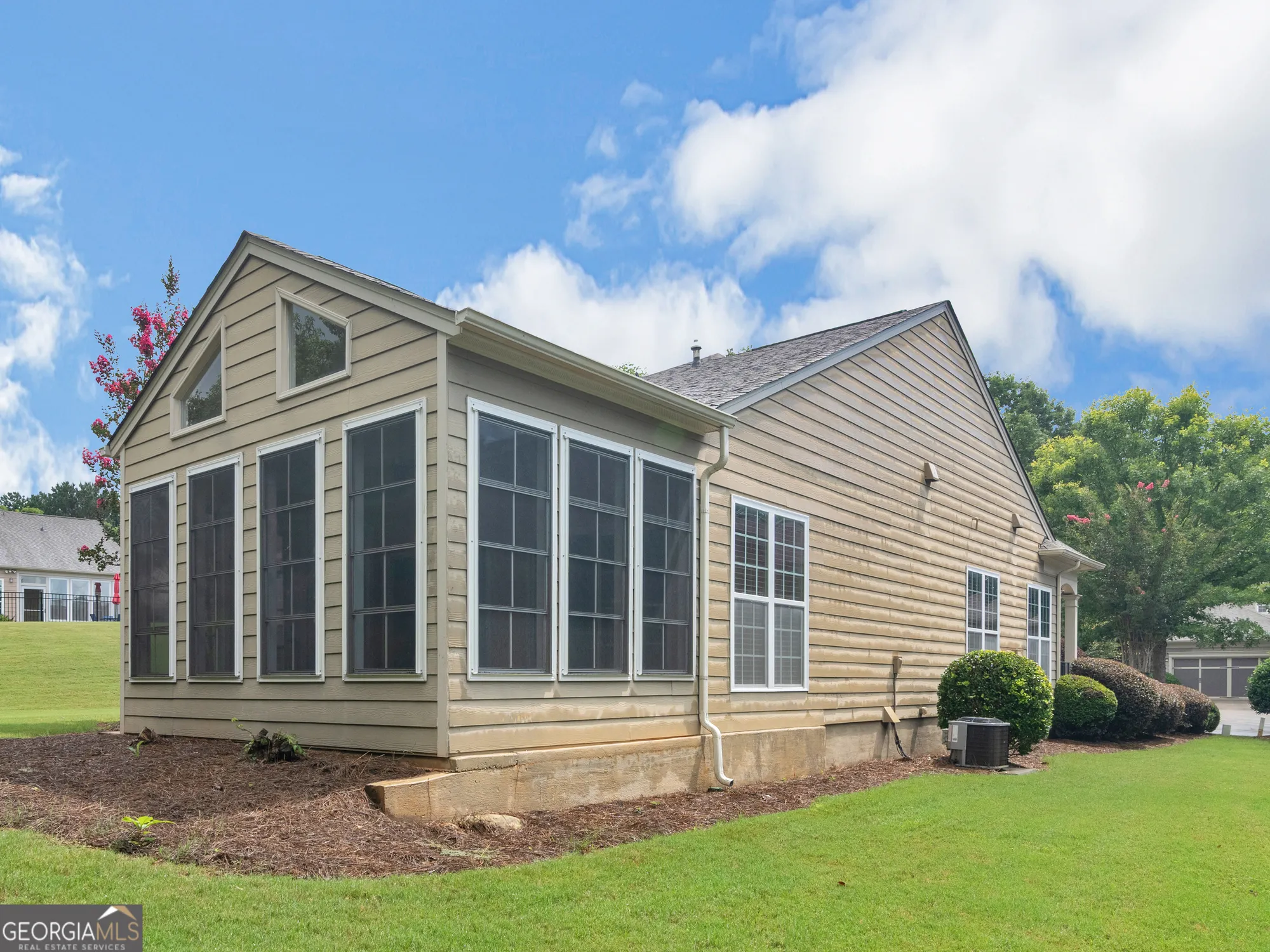 Property Slideshow image 9 of 69 | 130 magic lily dr, Griffin, GA, 30223