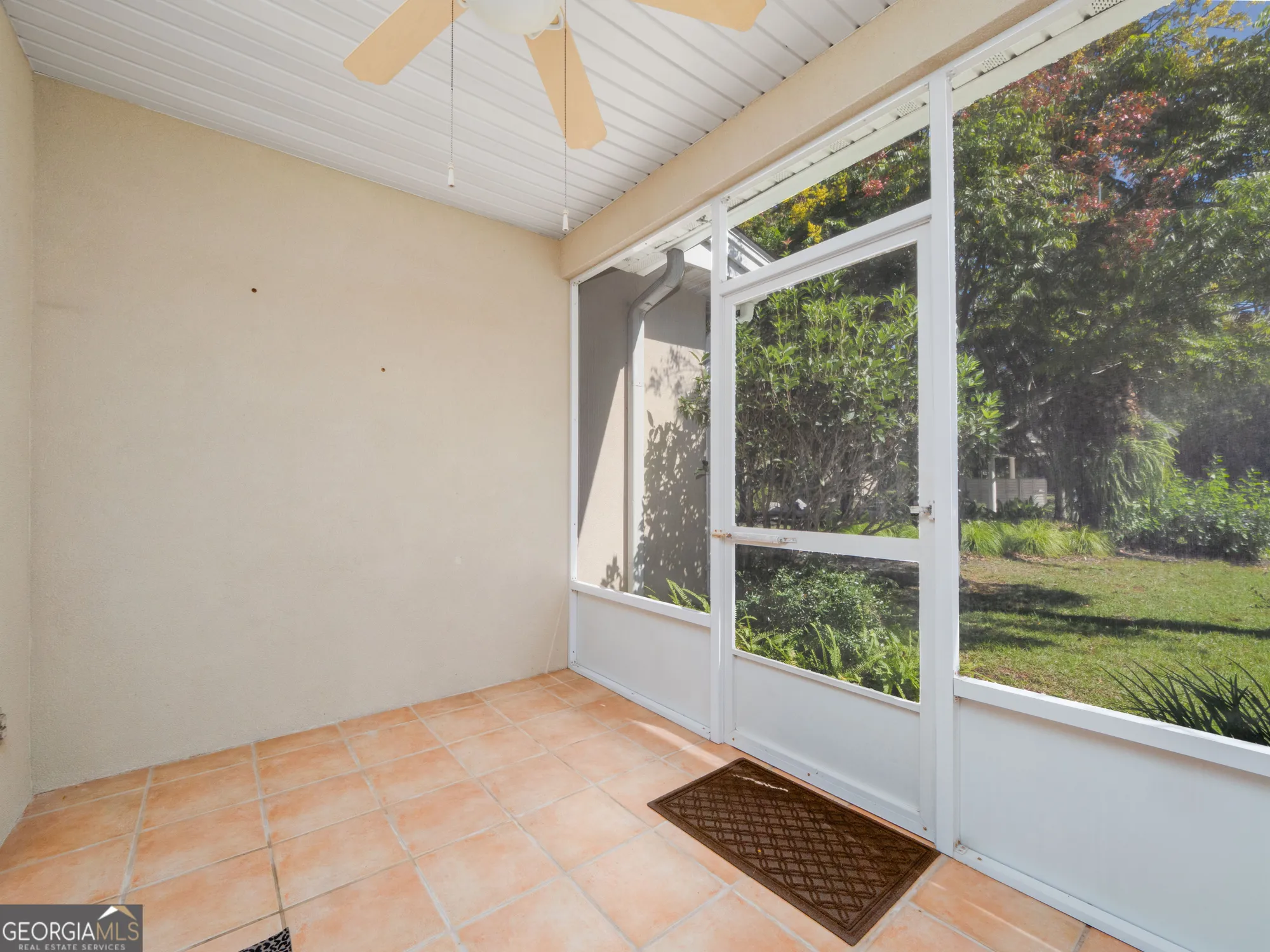 Property Slideshow image 12 of 28 | 215 peppertree crossing ave, Brunswick, GA, 31525