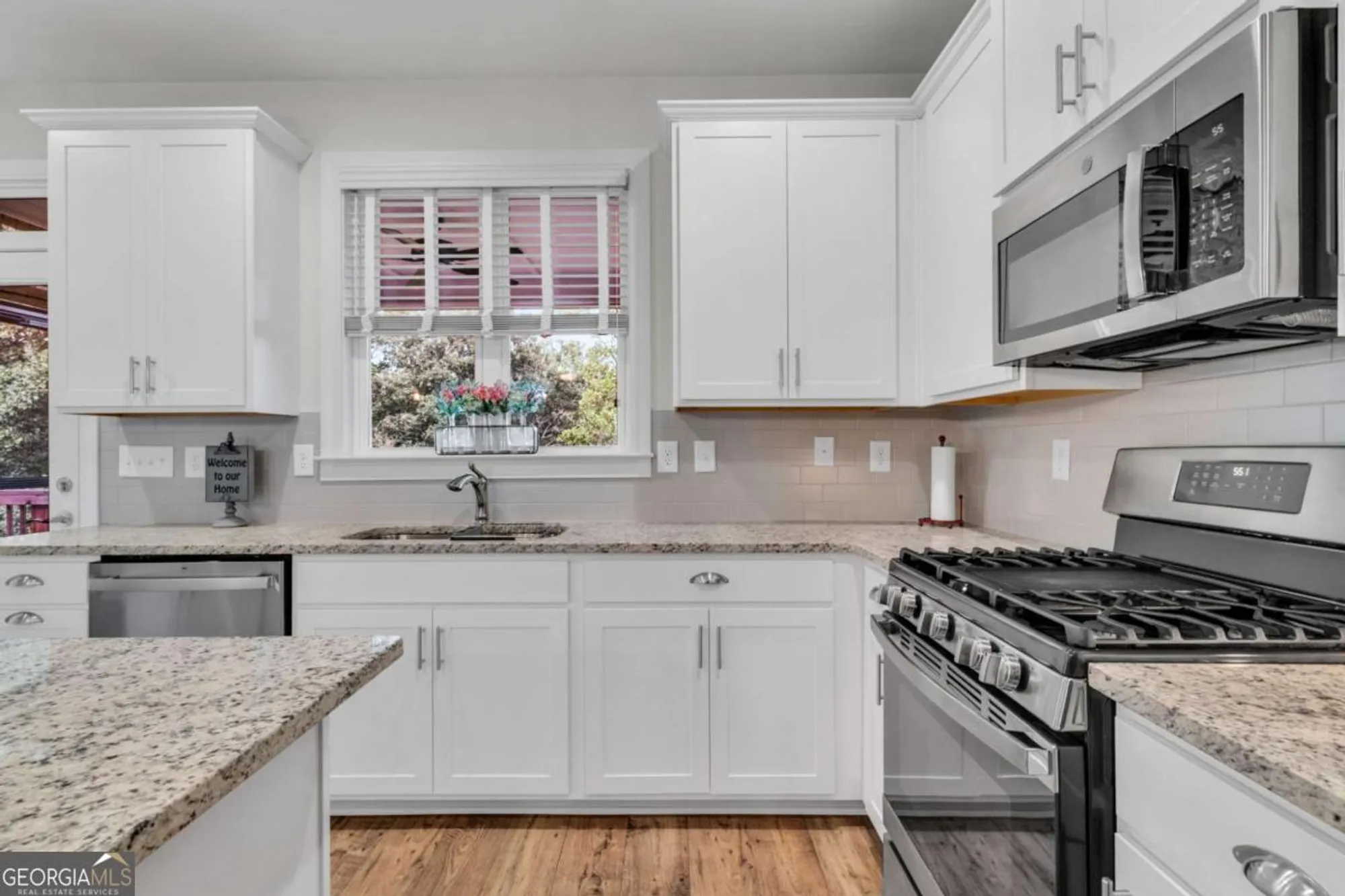 Property Slideshow image 10 of 64 | 125 grand cir, Jasper, GA, 30143