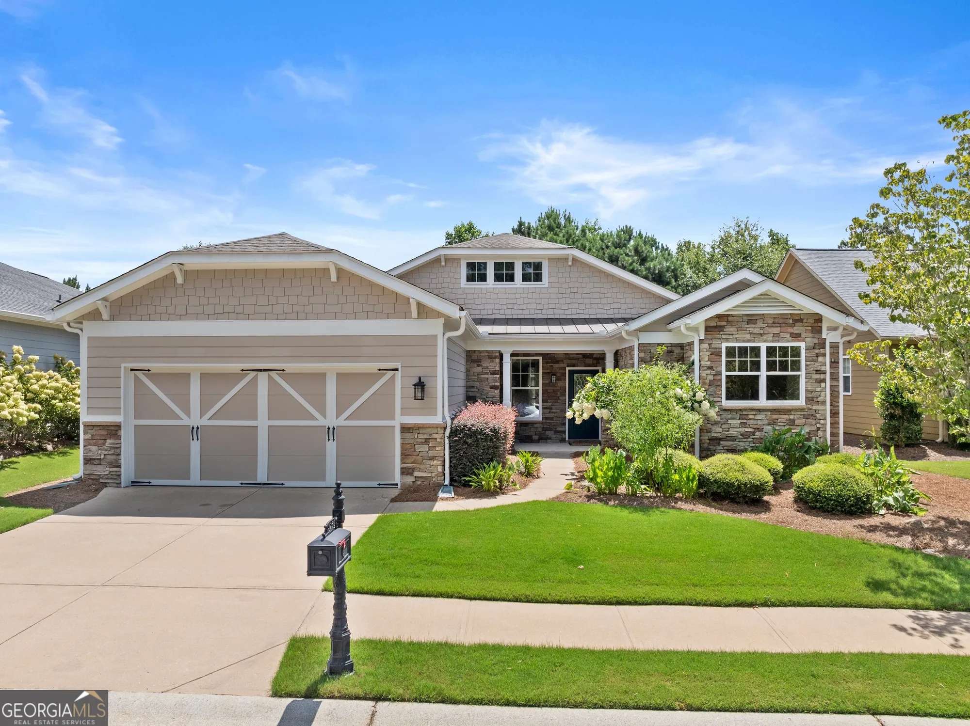 Property Slideshow image 2 of 63 | 3230 indian hawthorne rdg, Gainesville, GA, 30504