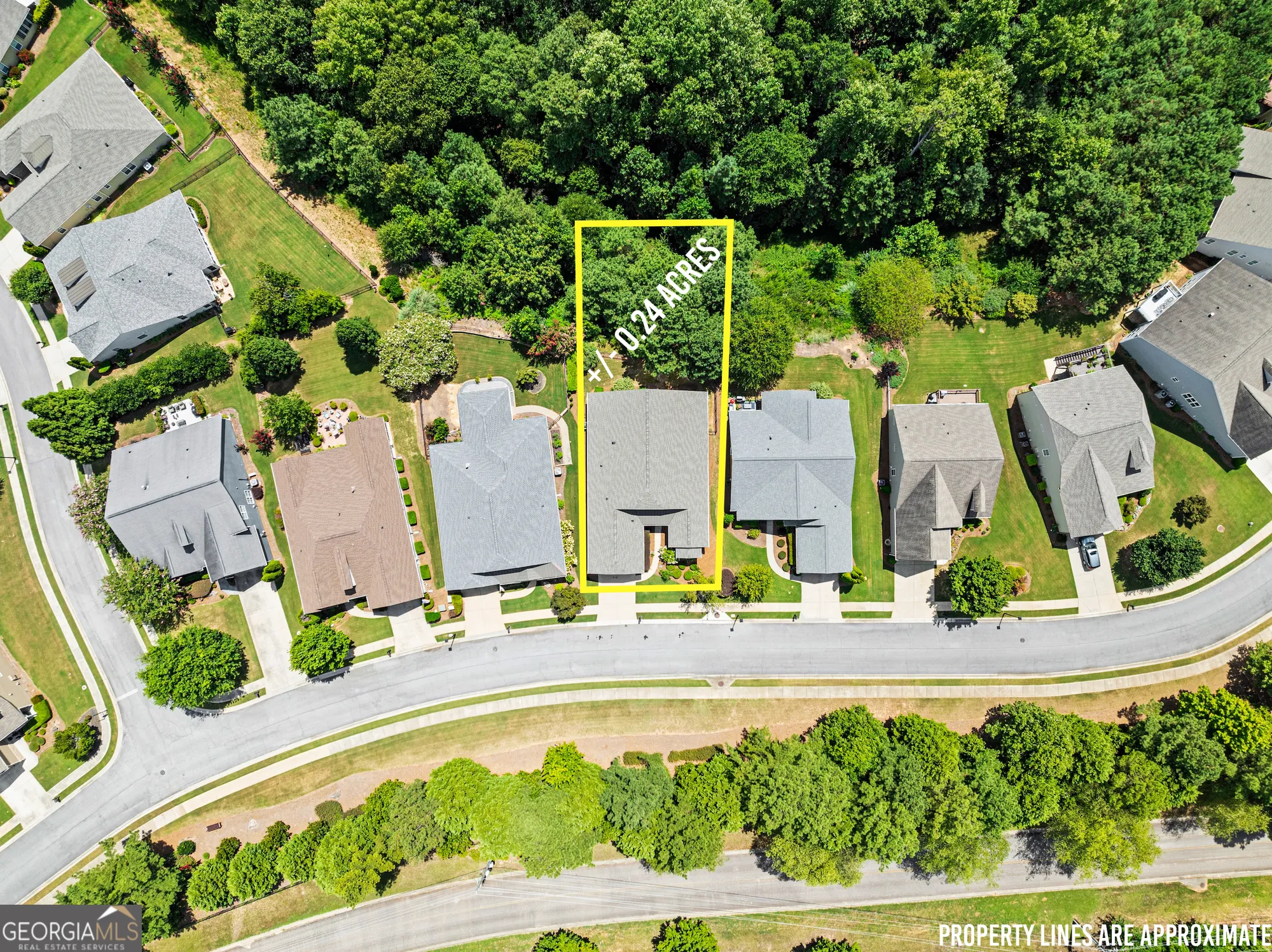 Property Slideshow image 42 of 63 | 3230 indian hawthorne rdg, Gainesville, GA, 30504