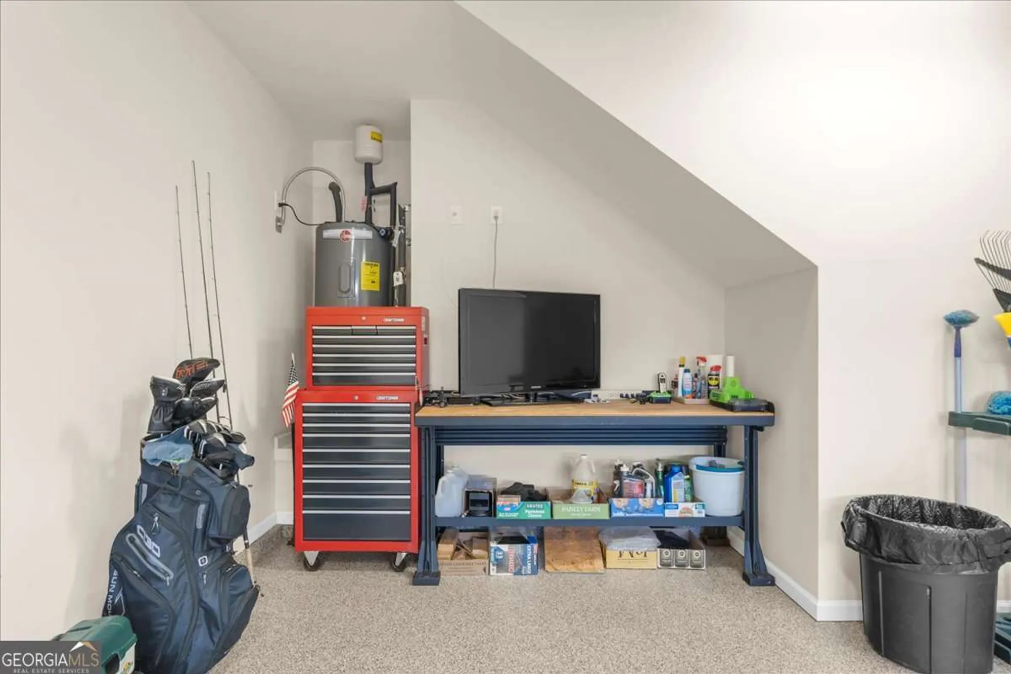 Property Slideshow image 50 of 87 | 3981 bloomfield way, Gainesville, GA, 30504