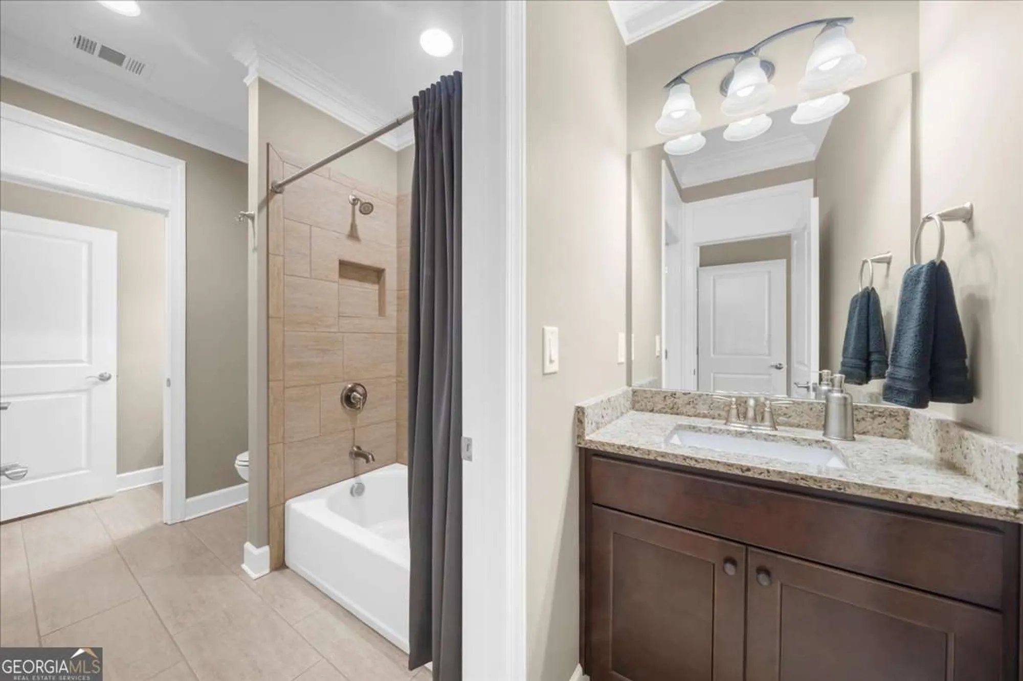 Property Slideshow image 44 of 87 | 3981 bloomfield way, Gainesville, GA, 30504