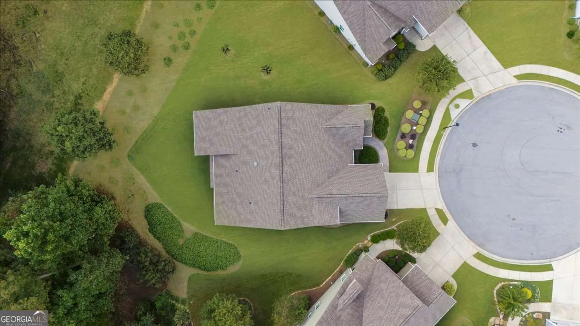 Property Slideshow image 52 of 87 | 3981 bloomfield way, Gainesville, GA, 30504