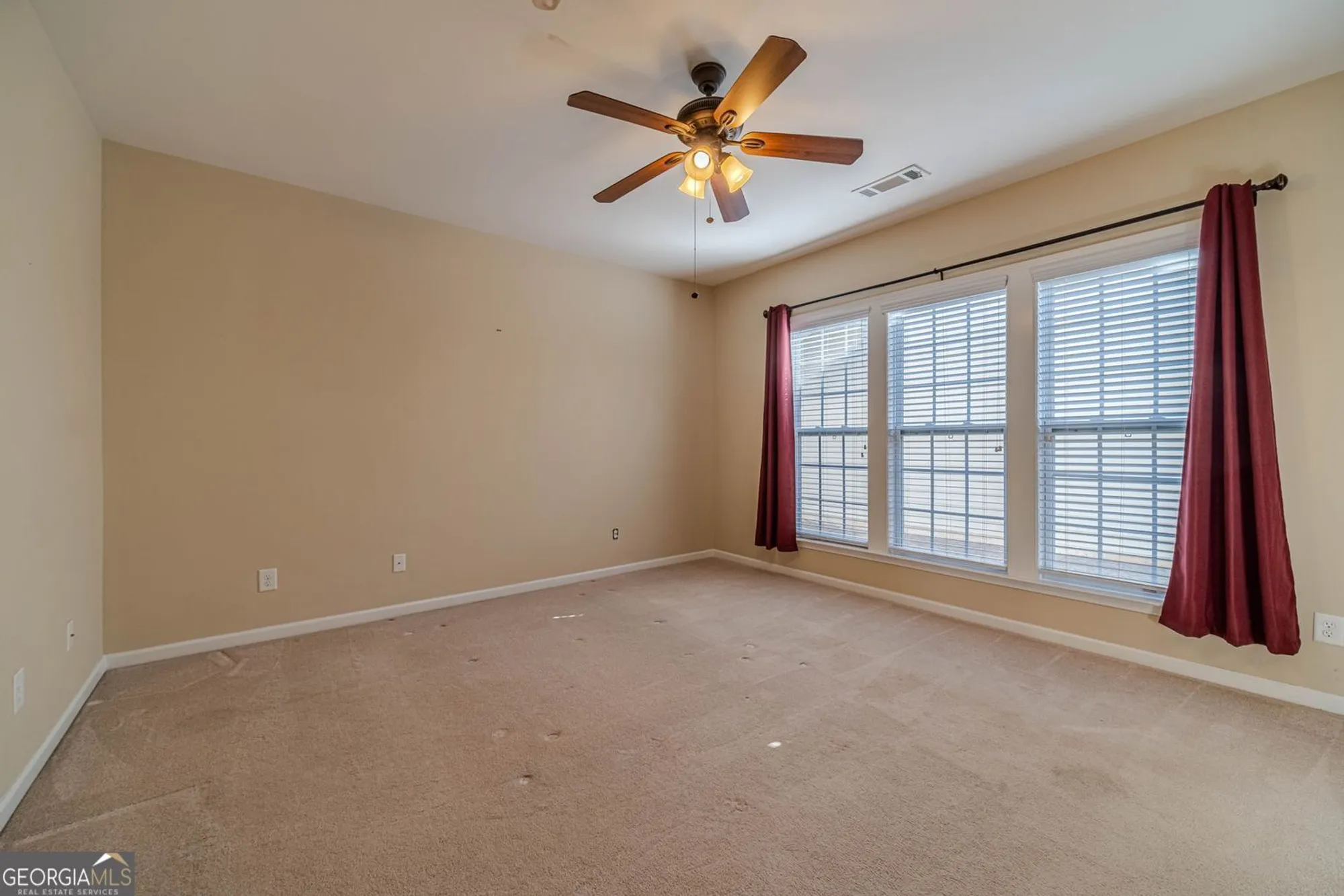 Property Slideshow image 14 of 62 | 6288 ivy stone way # 4, Hoschton, GA, 30548