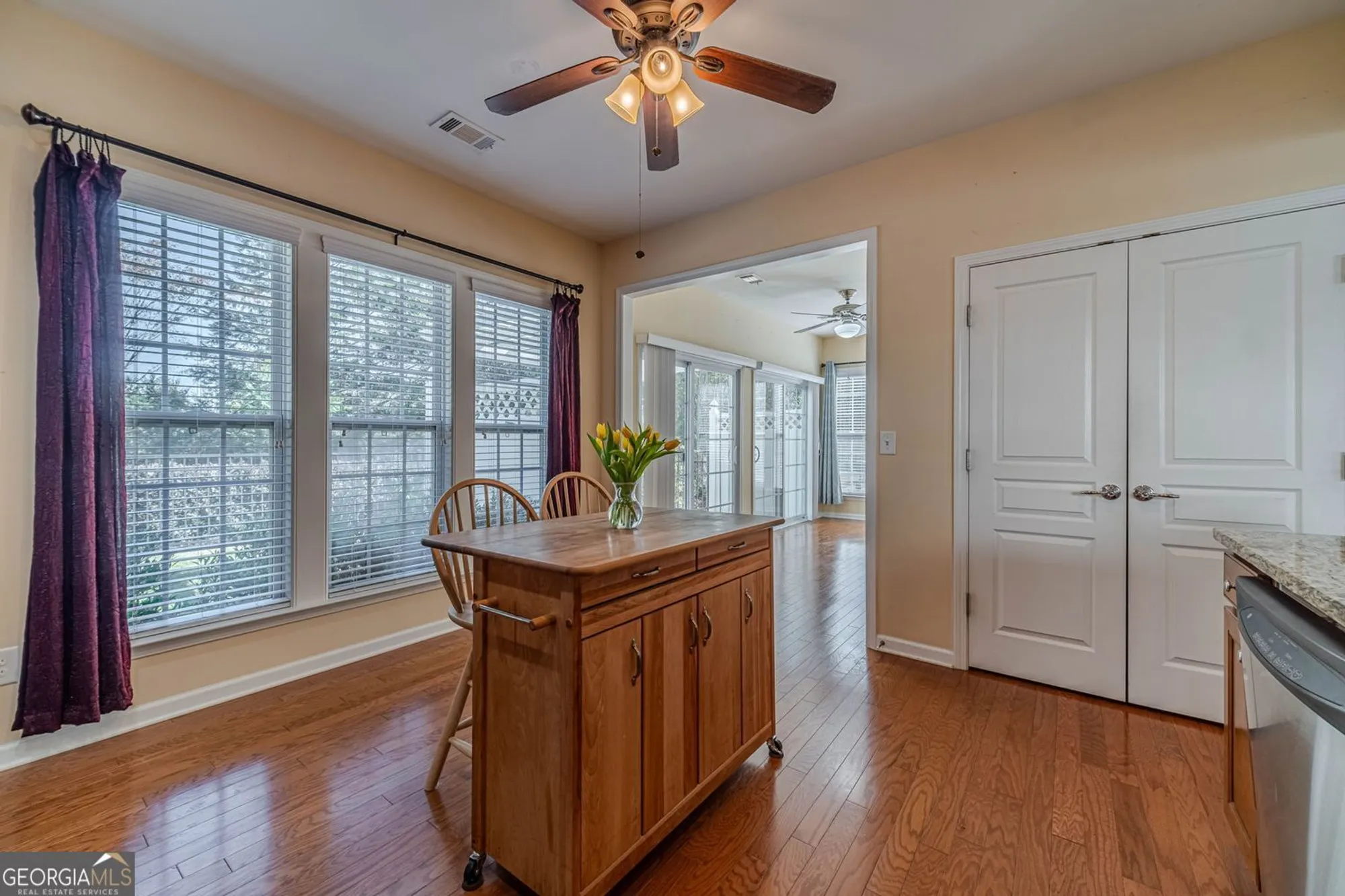 Property Slideshow image 25 of 62 | 6288 ivy stone way # 4, Hoschton, GA, 30548