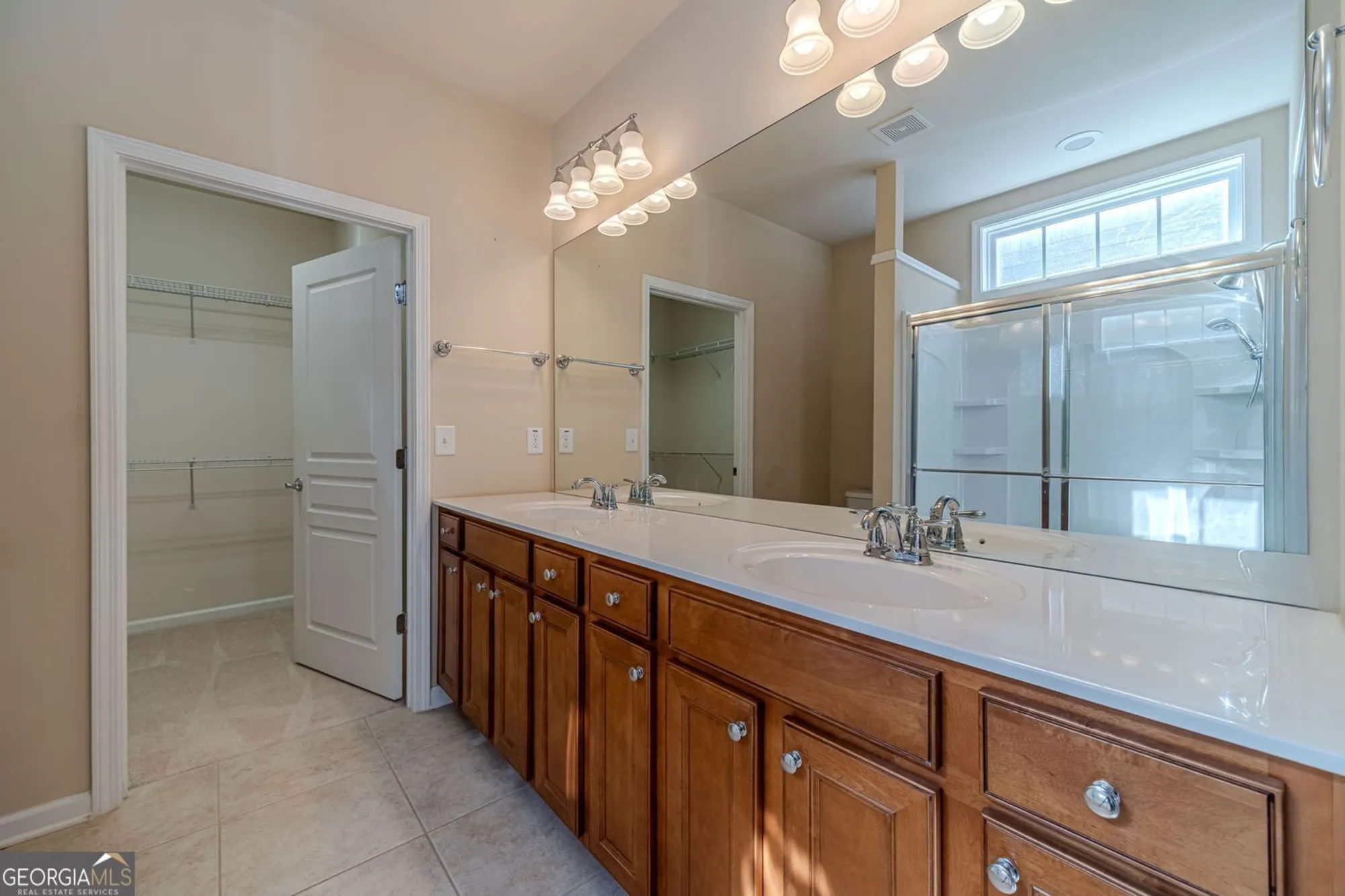 Property Slideshow image 16 of 62 | 6288 ivy stone way # 4, Hoschton, GA, 30548