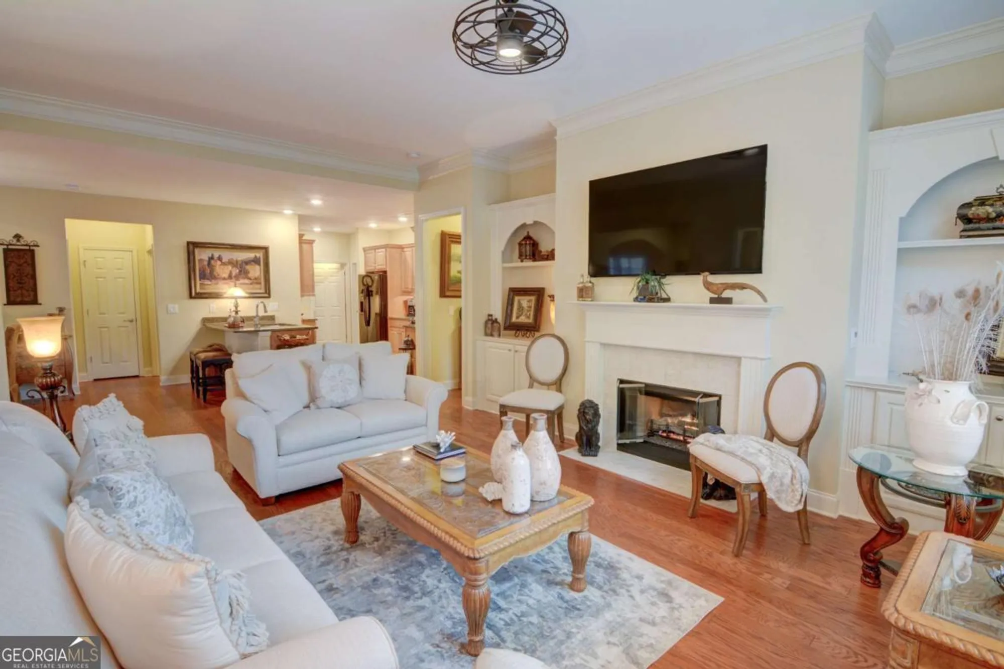 Property Slideshow image 14 of 36 | 910 brook knoll ln, Cumming, GA, 30041