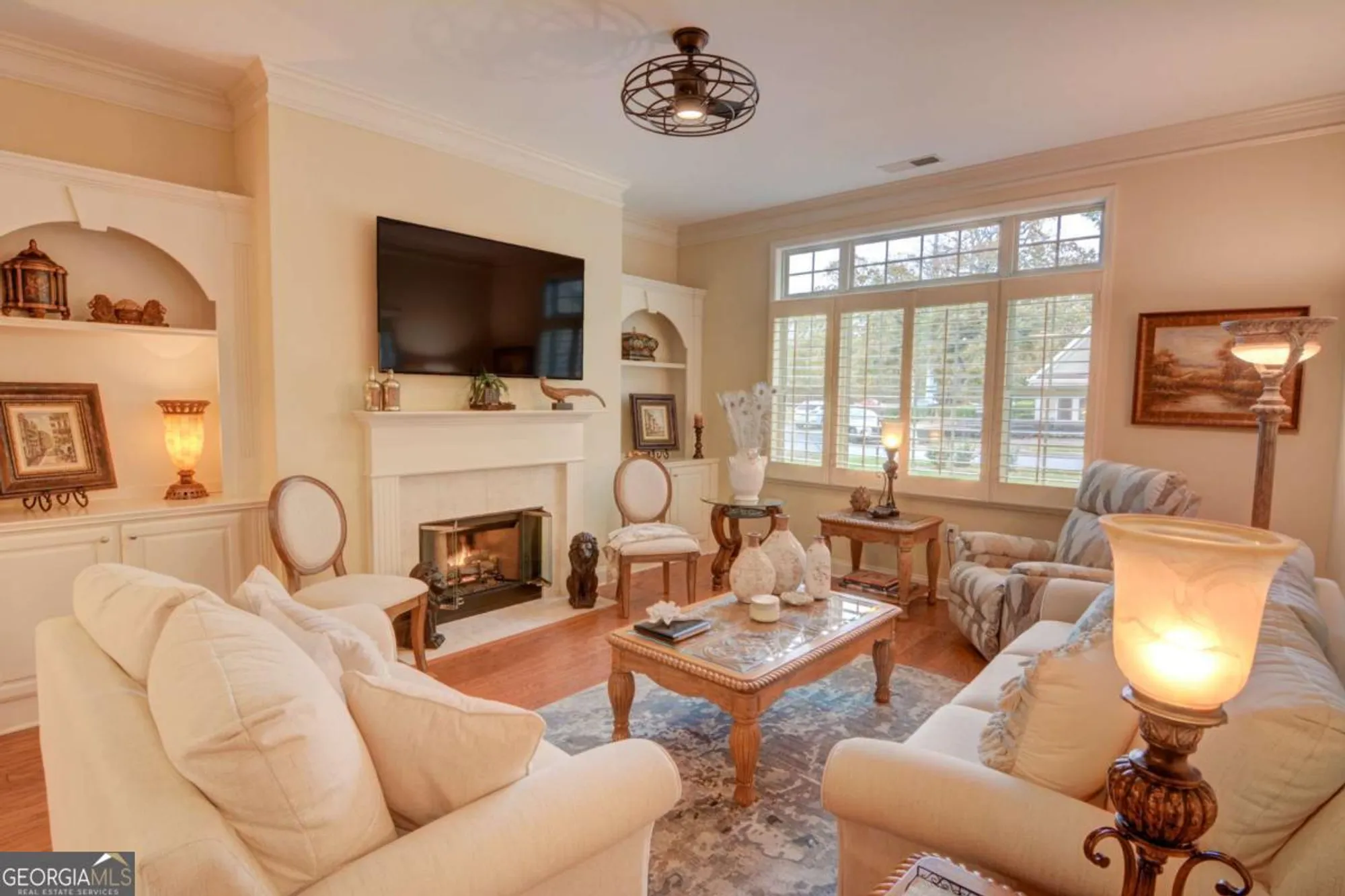 Property Slideshow image 15 of 36 | 910 brook knoll ln, Cumming, GA, 30041