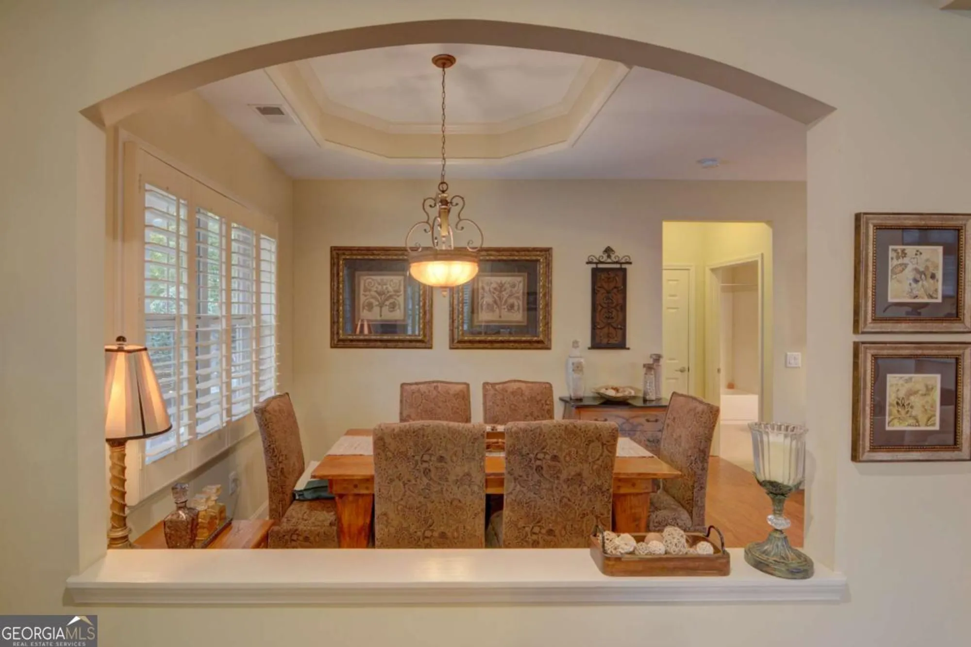 Property Slideshow image 13 of 36 | 910 brook knoll ln, Cumming, GA, 30041