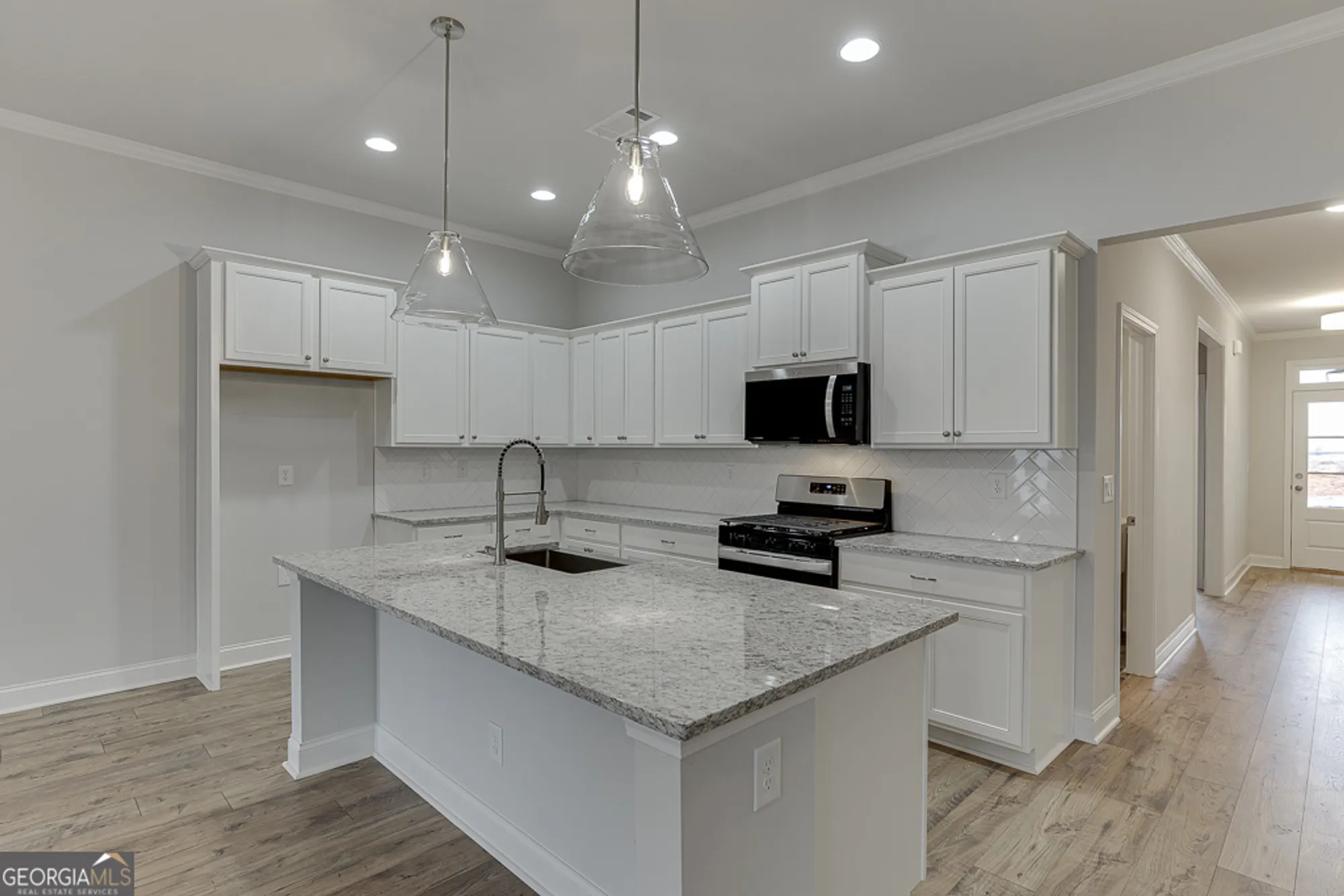 Property Slideshow image 11 of 69 | 223 montview dr # 92, Jefferson, GA, 30549