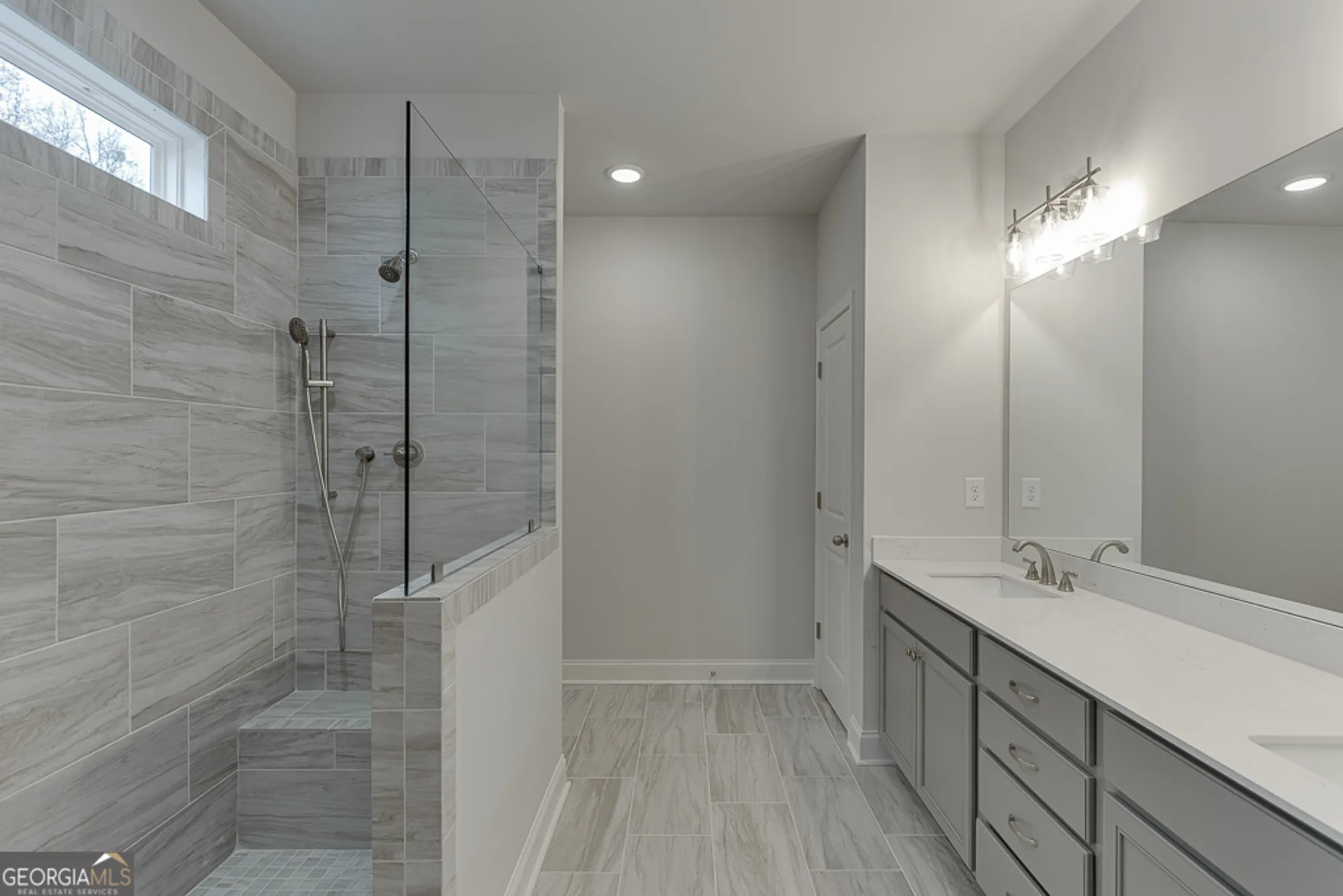 Property Slideshow image 25 of 69 | 223 montview dr # 92, Jefferson, GA, 30549