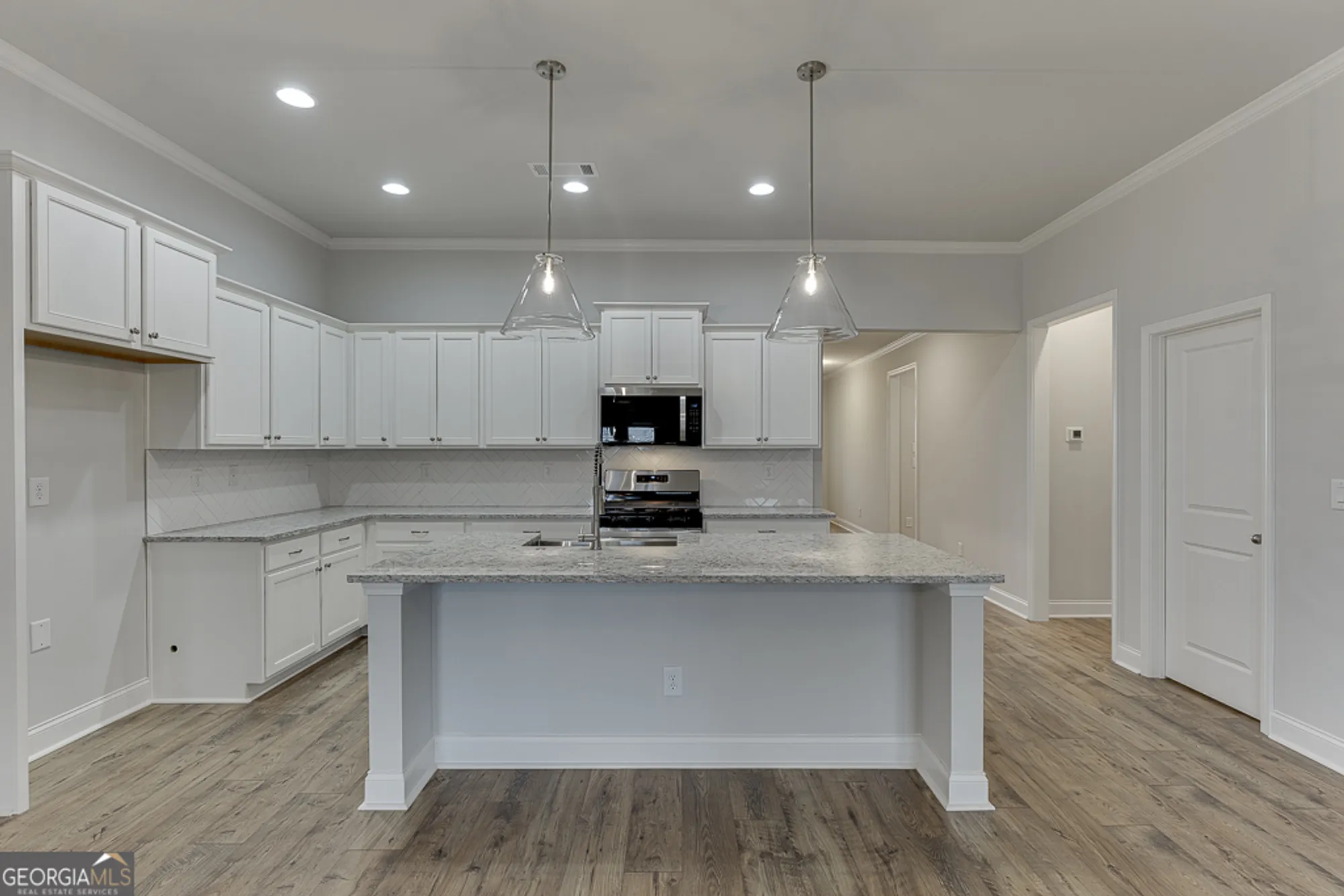 Property Slideshow image 12 of 69 | 223 montview dr # 92, Jefferson, GA, 30549