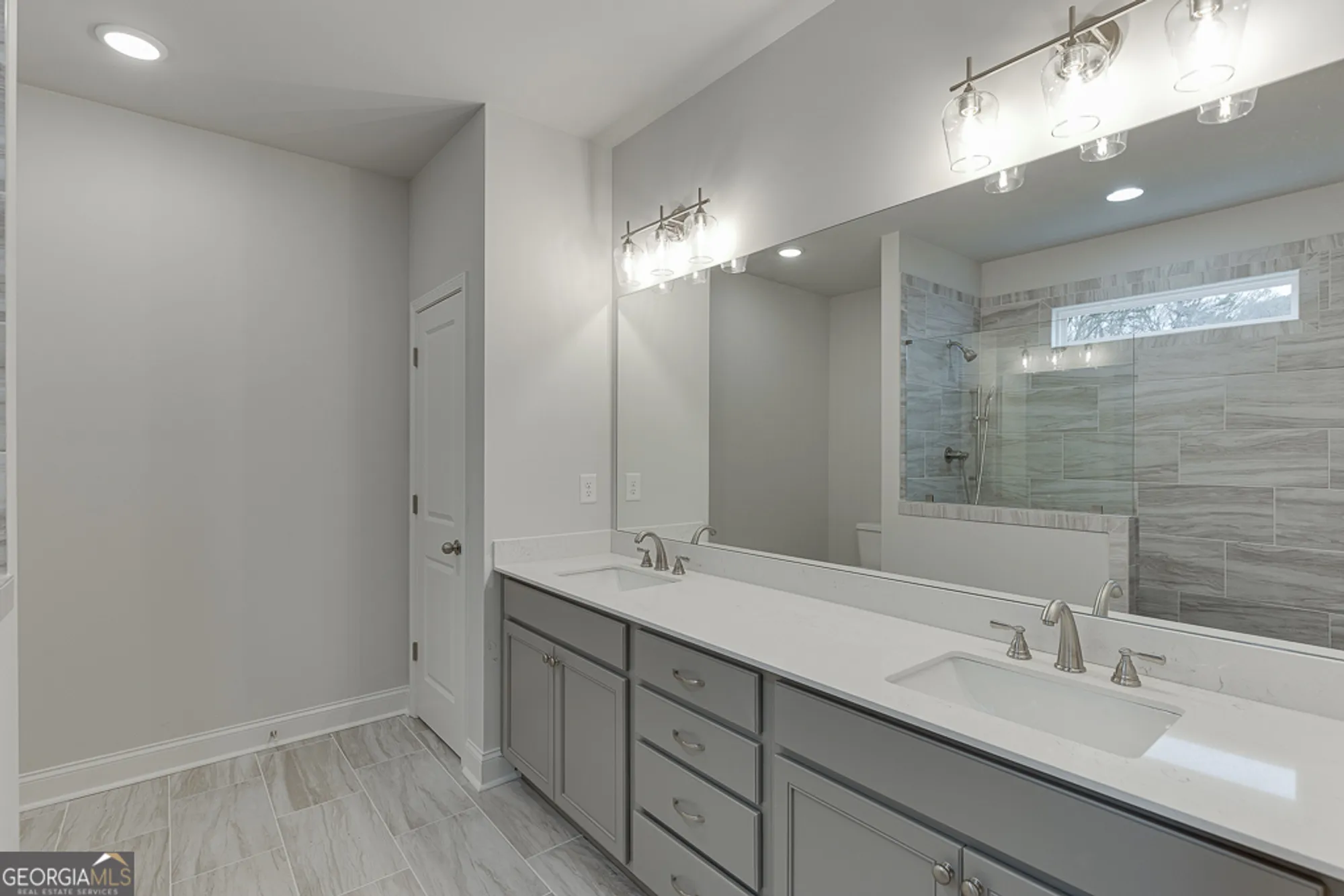 Property Slideshow image 26 of 69 | 223 montview dr # 92, Jefferson, GA, 30549