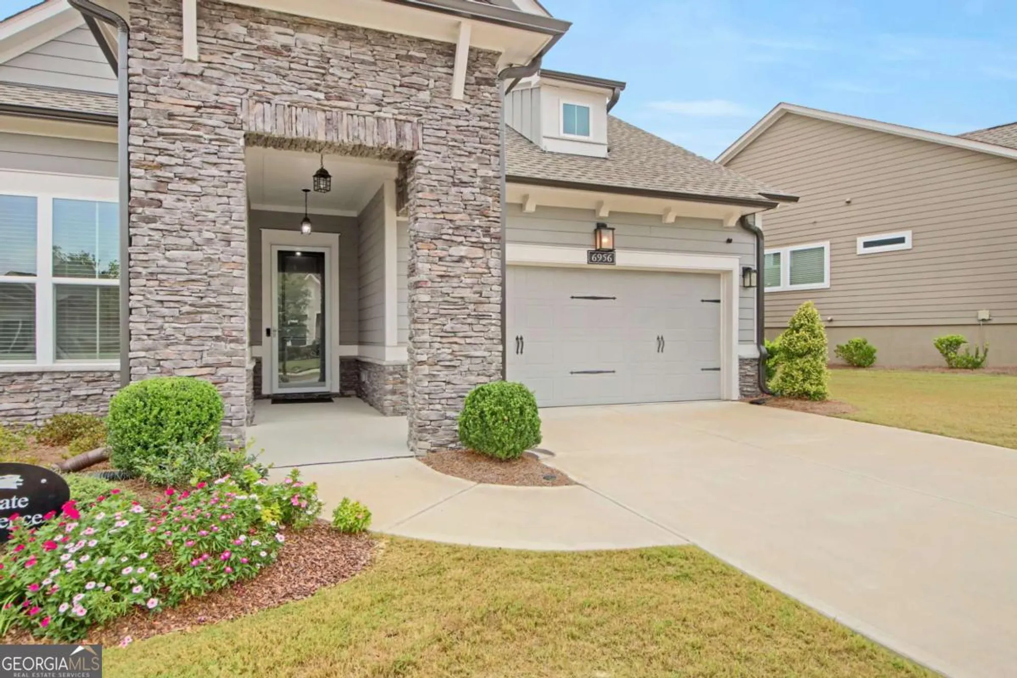 Property Slideshow image 48 of 58 | 6956 river rock dr, Flowery Branch, GA, 30542