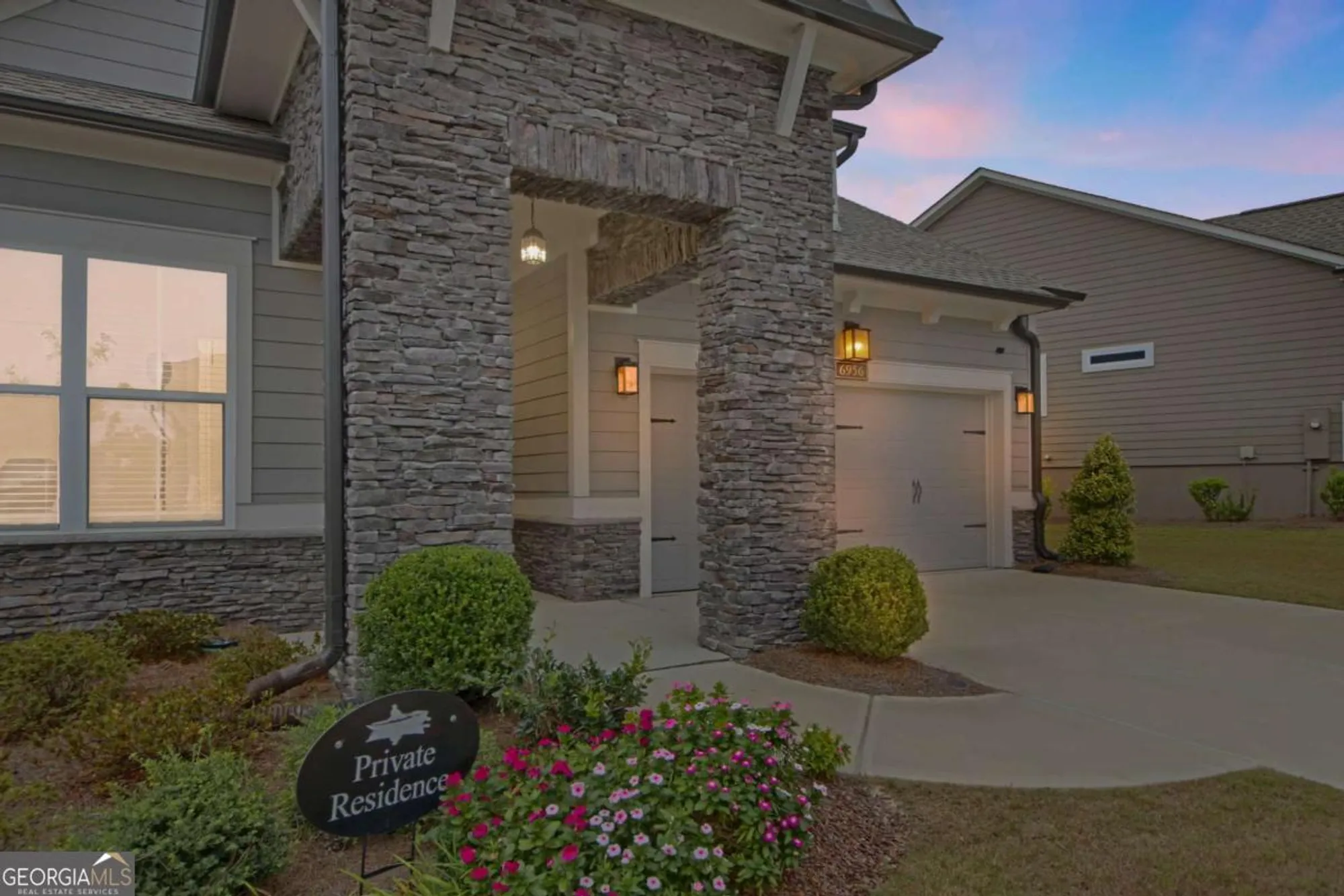 Property Slideshow image 46 of 58 | 6956 river rock dr, Flowery Branch, GA, 30542