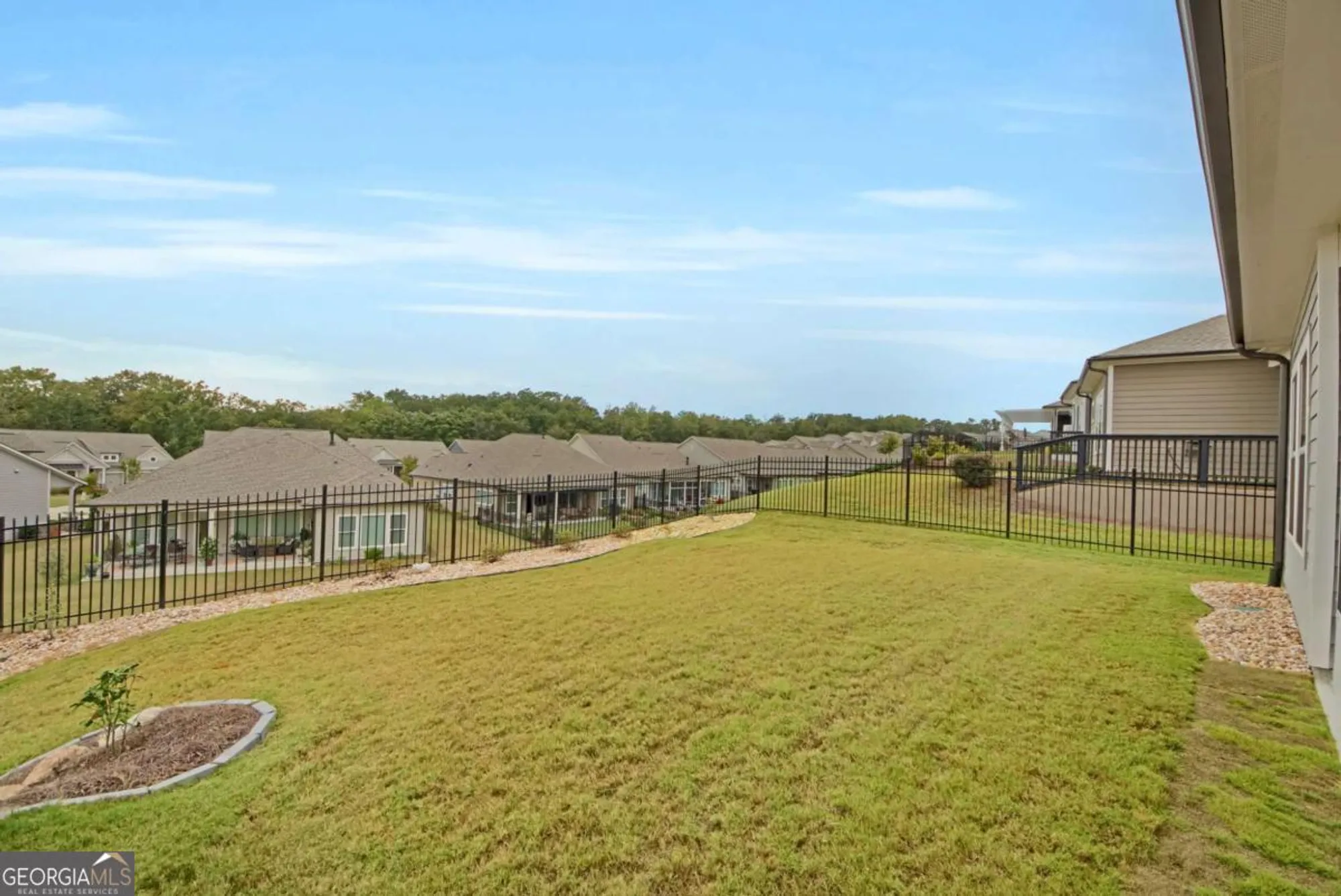 Property Slideshow image 26 of 58 | 6956 river rock dr, Flowery Branch, GA, 30542