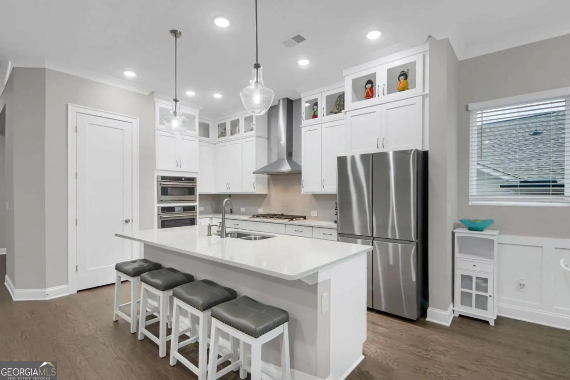 Property Slideshow image 7 of 58 | 6956 river rock dr, Flowery Branch, GA, 30542