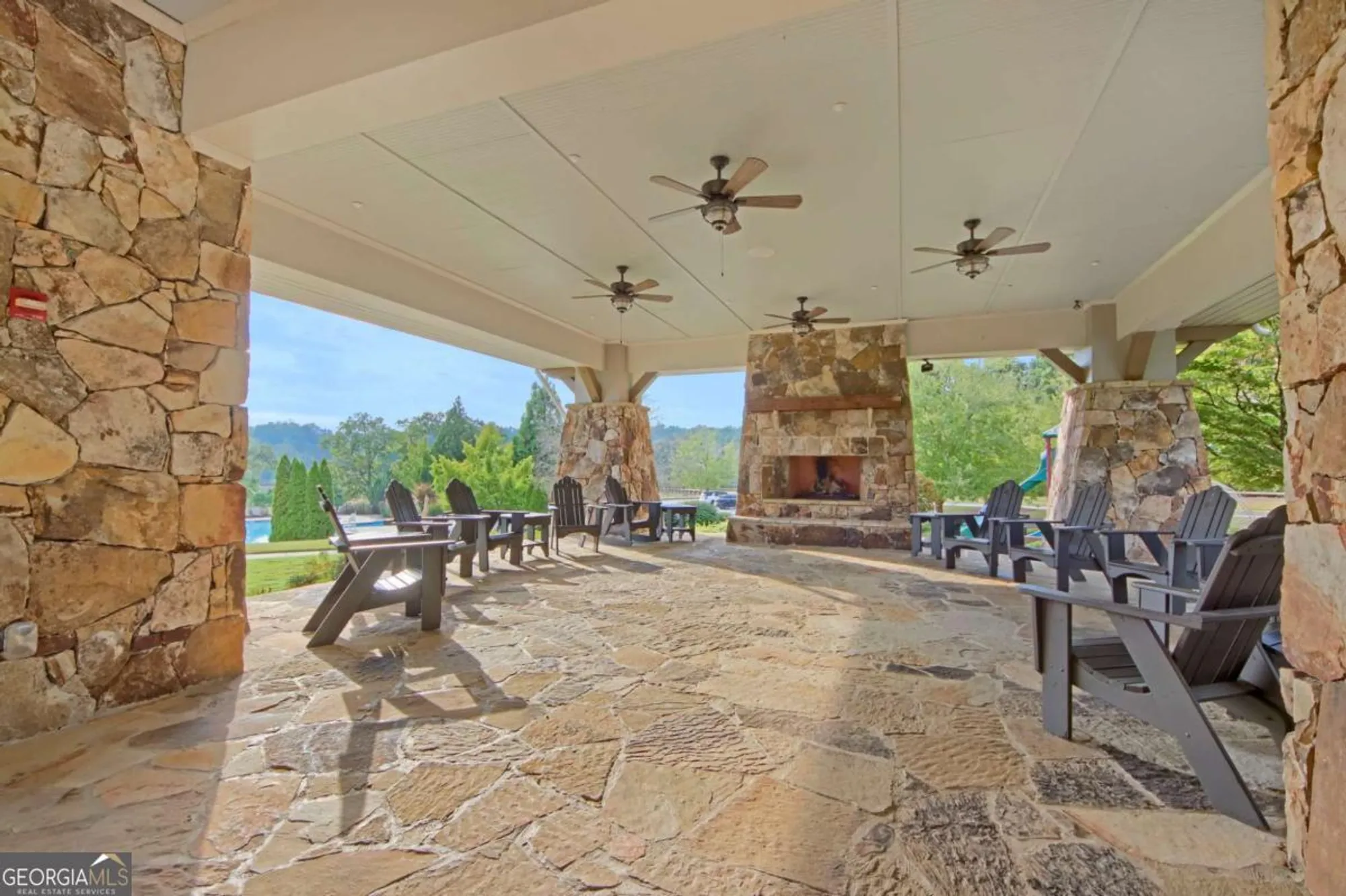 Property Slideshow image 36 of 58 | 6956 river rock dr, Flowery Branch, GA, 30542