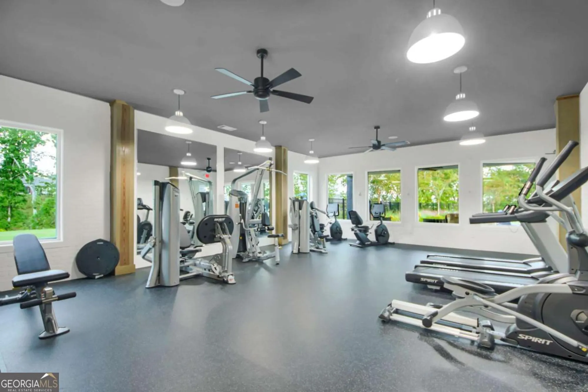 Property Slideshow image 32 of 58 | 6956 river rock dr, Flowery Branch, GA, 30542