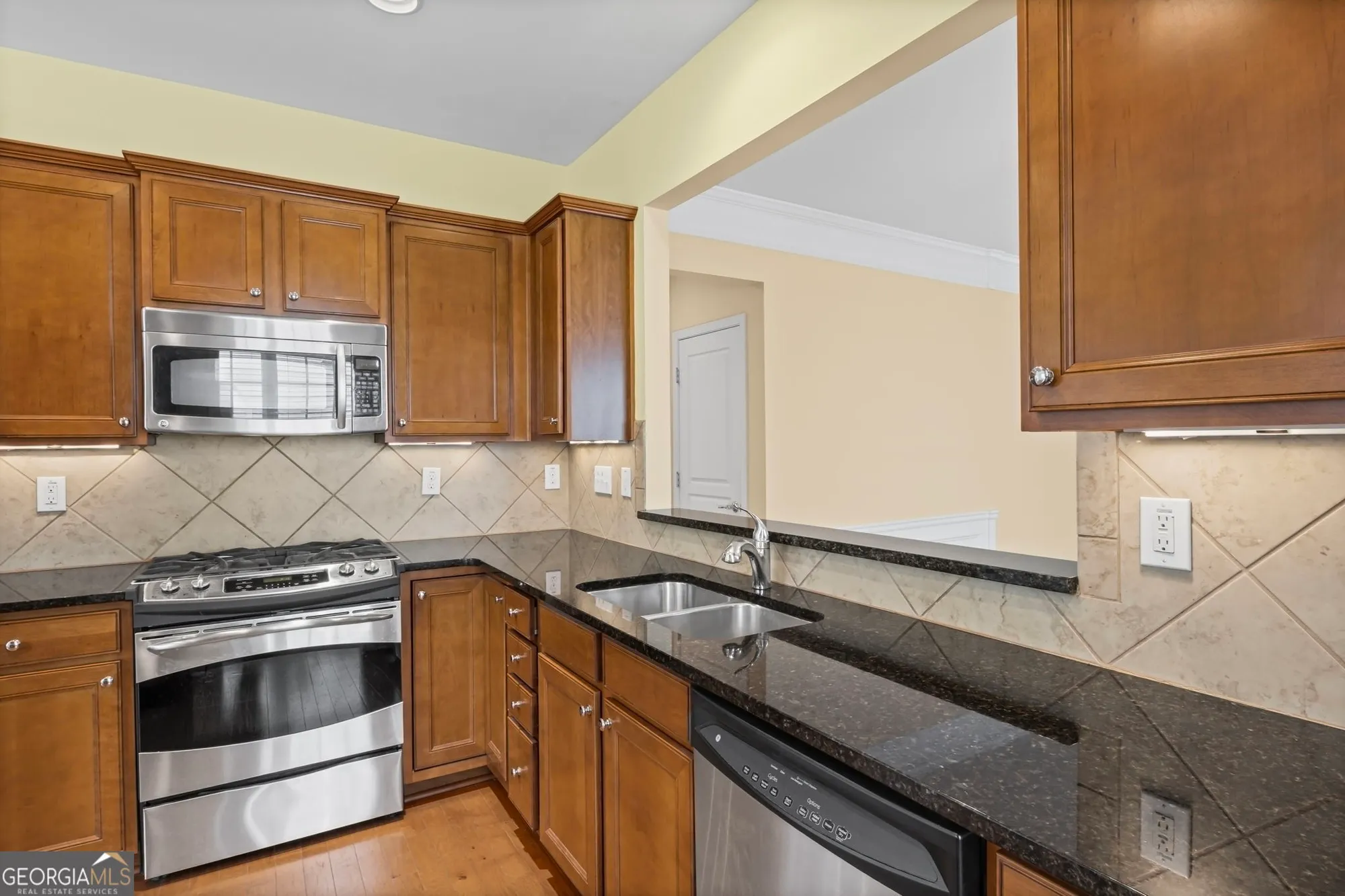 Property Slideshow image 10 of 72 | 129 begonia ct na, Griffin, GA, 30223