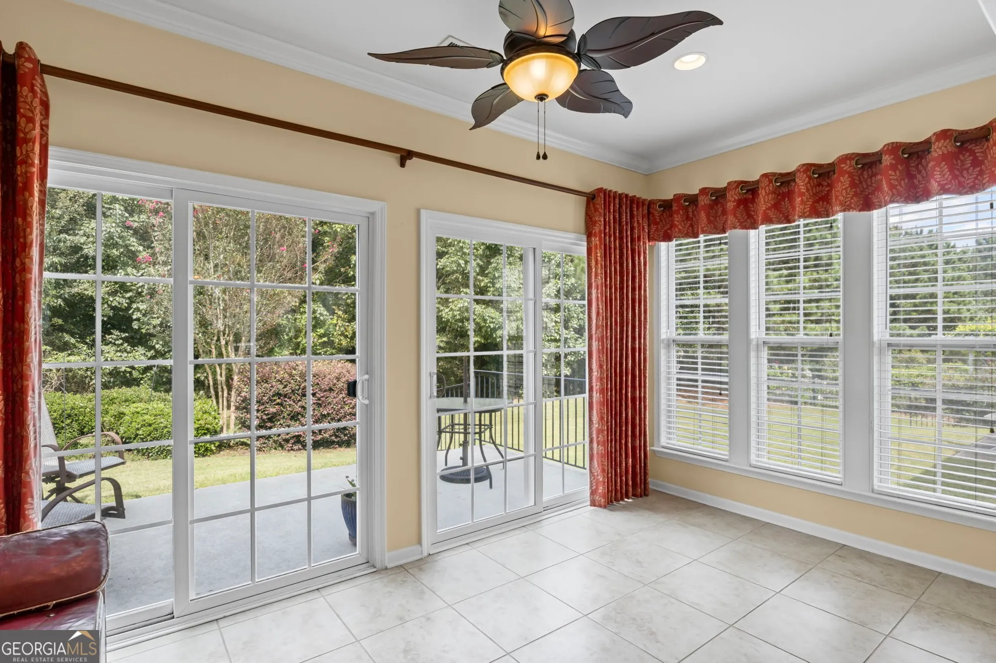 Property Slideshow image 17 of 72 | 129 begonia ct na, Griffin, GA, 30223