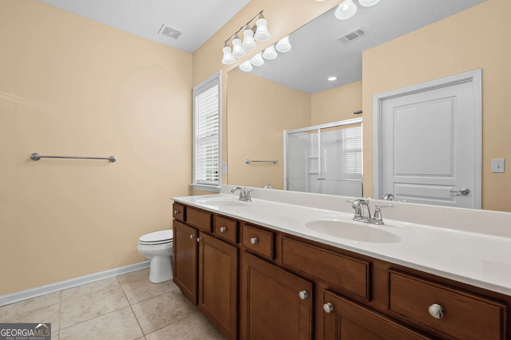 Property Slideshow image 66 of 72 | 129 begonia ct na, Griffin, GA, 30223