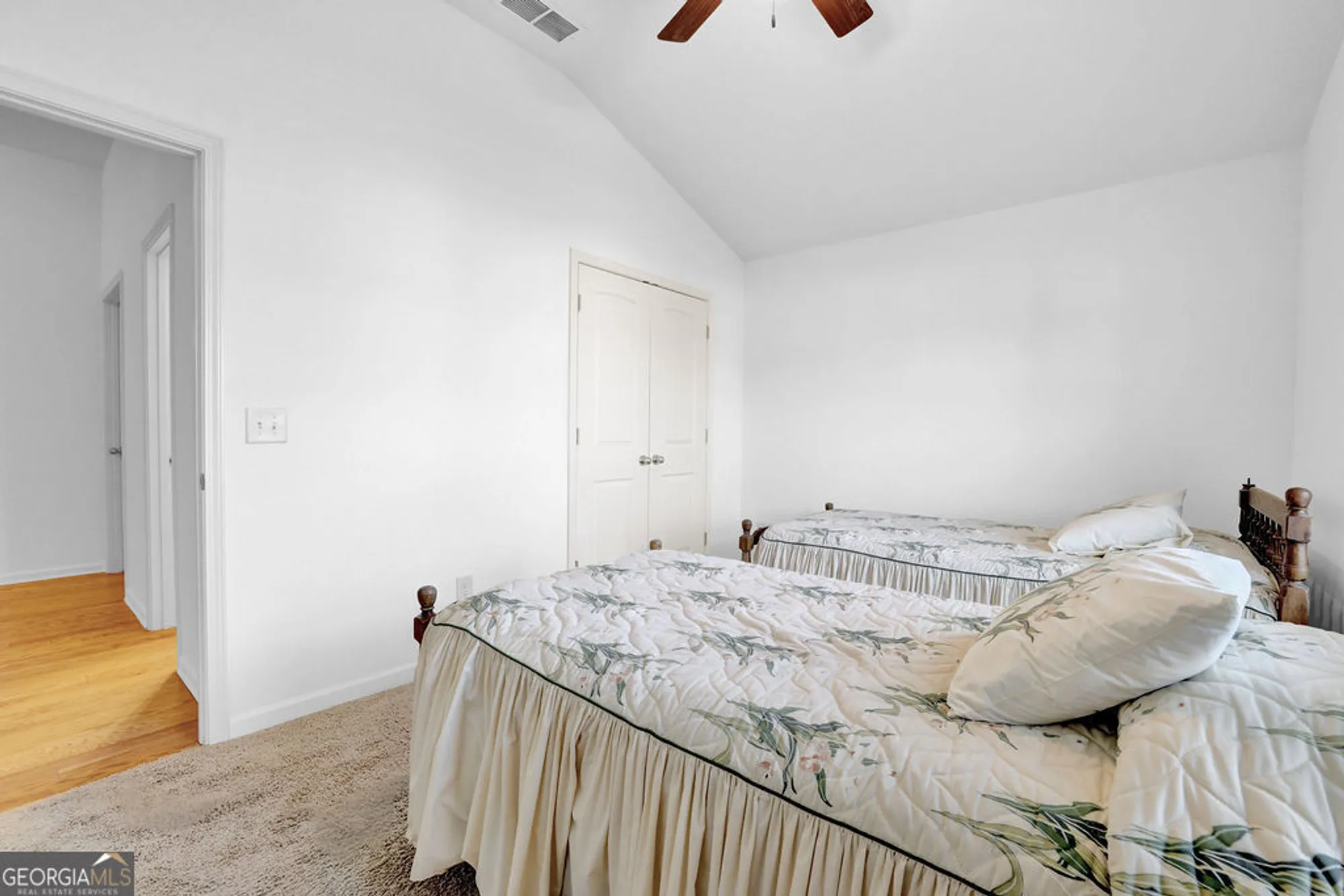 Property Slideshow image 25 of 36 | 134 abbey cir, Woodstock, GA, 30188