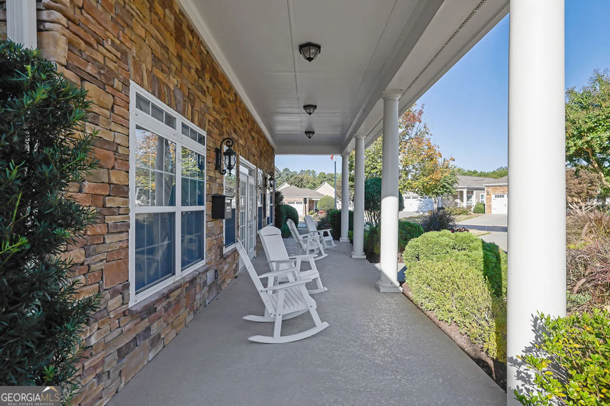 Property Slideshow image 34 of 36 | 134 abbey cir, Woodstock, GA, 30188