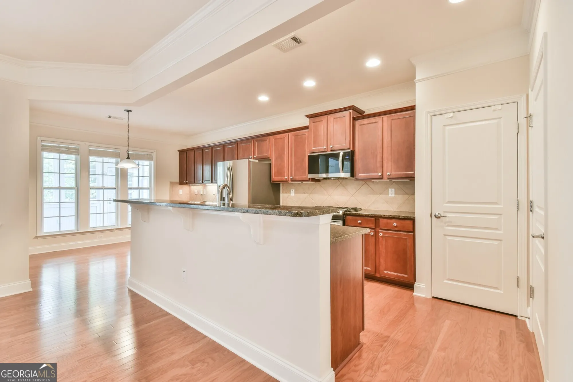 Property Slideshow image 8 of 45 | 6407 lantern rdg # 2, Hoschton, GA, 30548