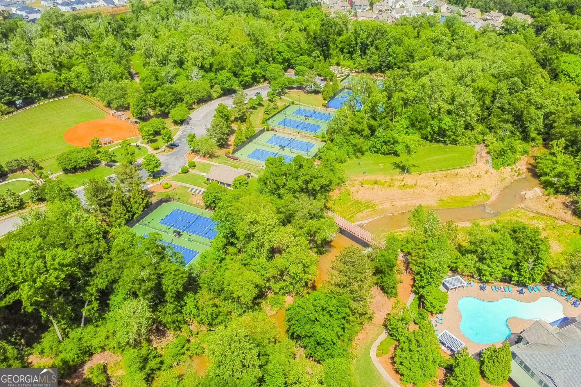 Property Slideshow image 42 of 45 | 6407 lantern rdg # 2, Hoschton, GA, 30548