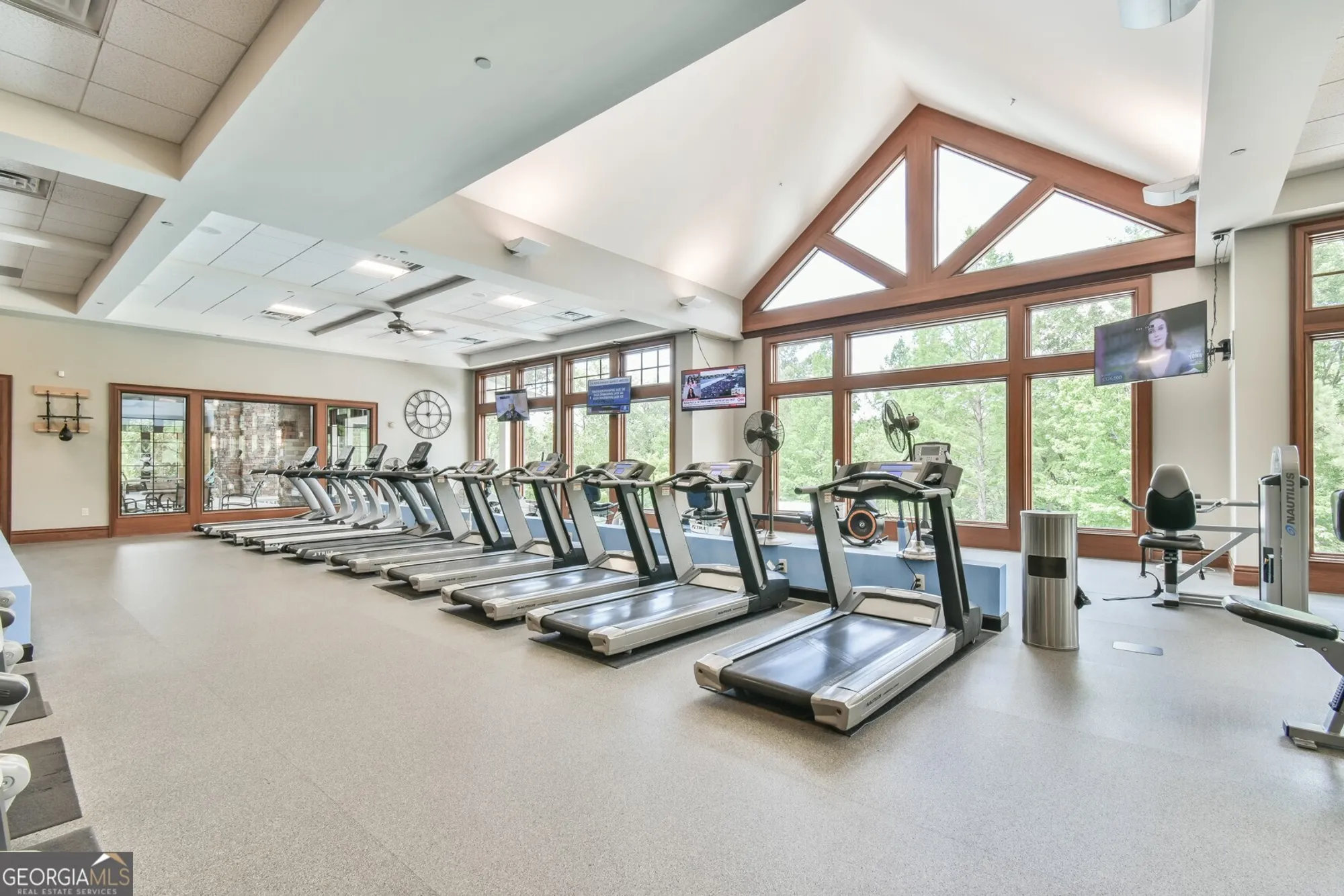 Property Slideshow image 43 of 45 | 6407 lantern rdg # 2, Hoschton, GA, 30548