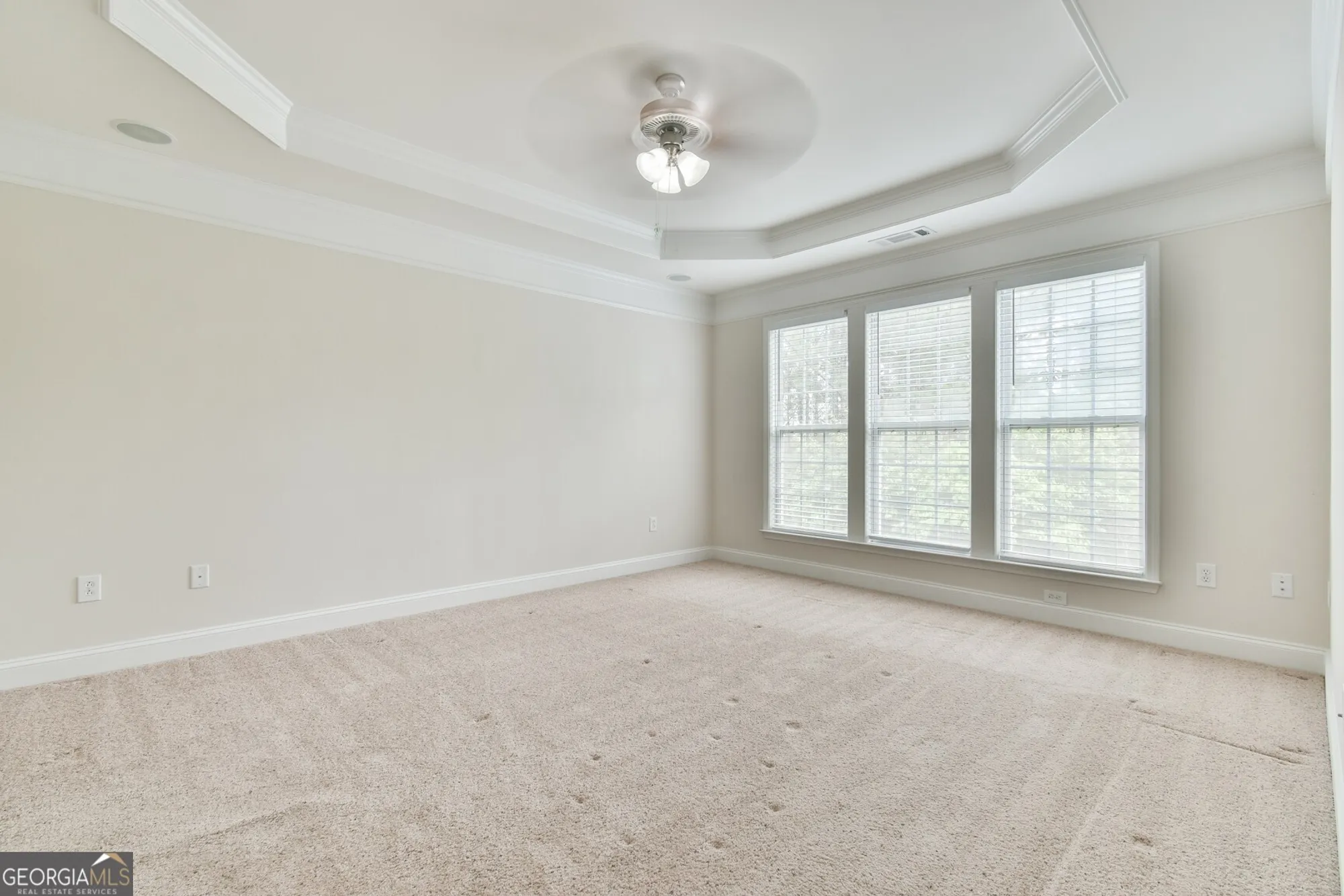Property Slideshow image 16 of 45 | 6407 lantern rdg # 2, Hoschton, GA, 30548
