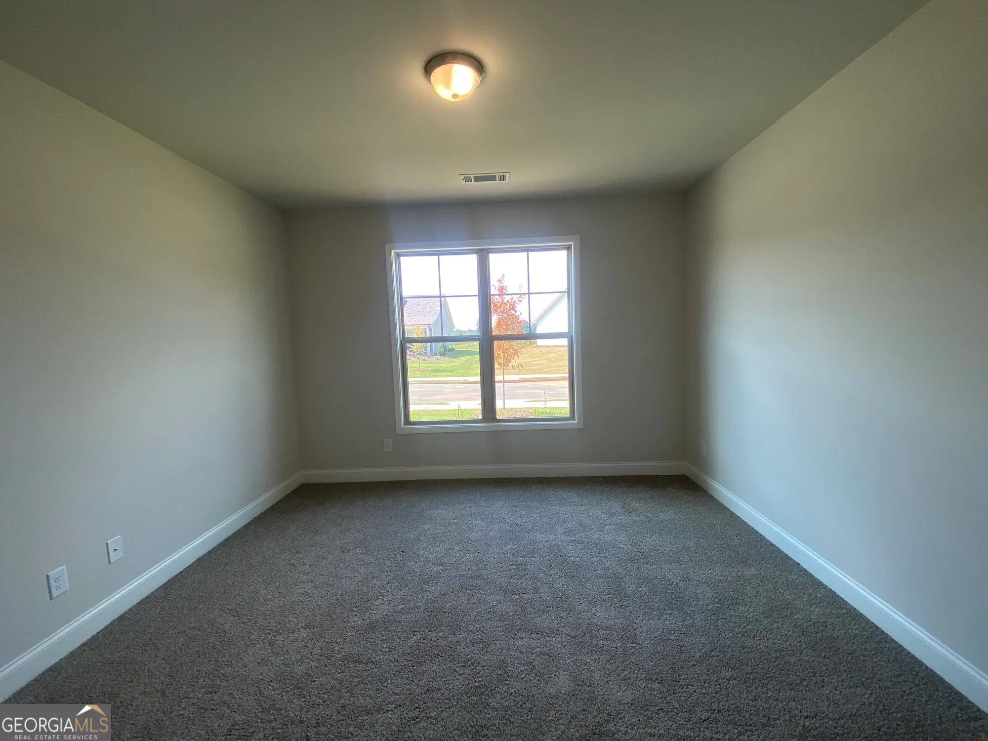 Property Slideshow image 10 of 74 | 150 oakdale rd # 32, Jefferson, GA, 30549