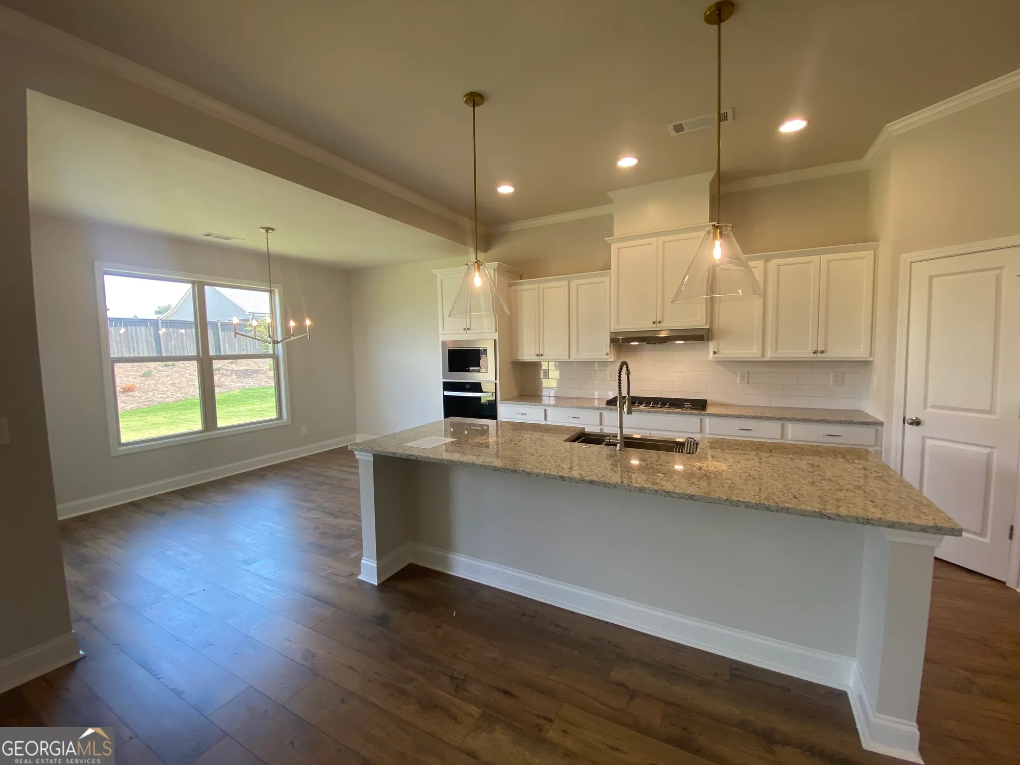Property Slideshow image 18 of 74 | 150 oakdale rd # 32, Jefferson, GA, 30549