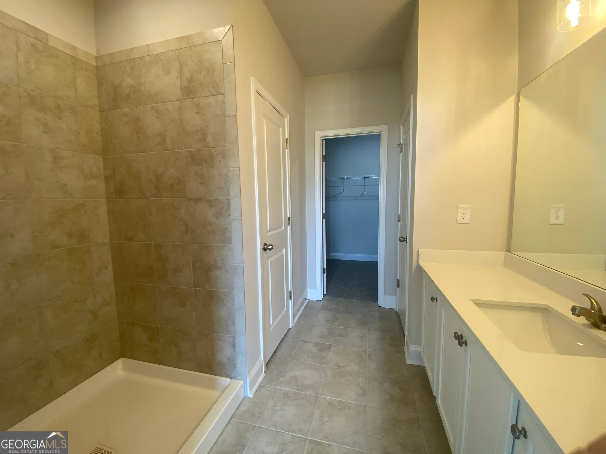 Property Slideshow image 11 of 74 | 150 oakdale rd # 32, Jefferson, GA, 30549