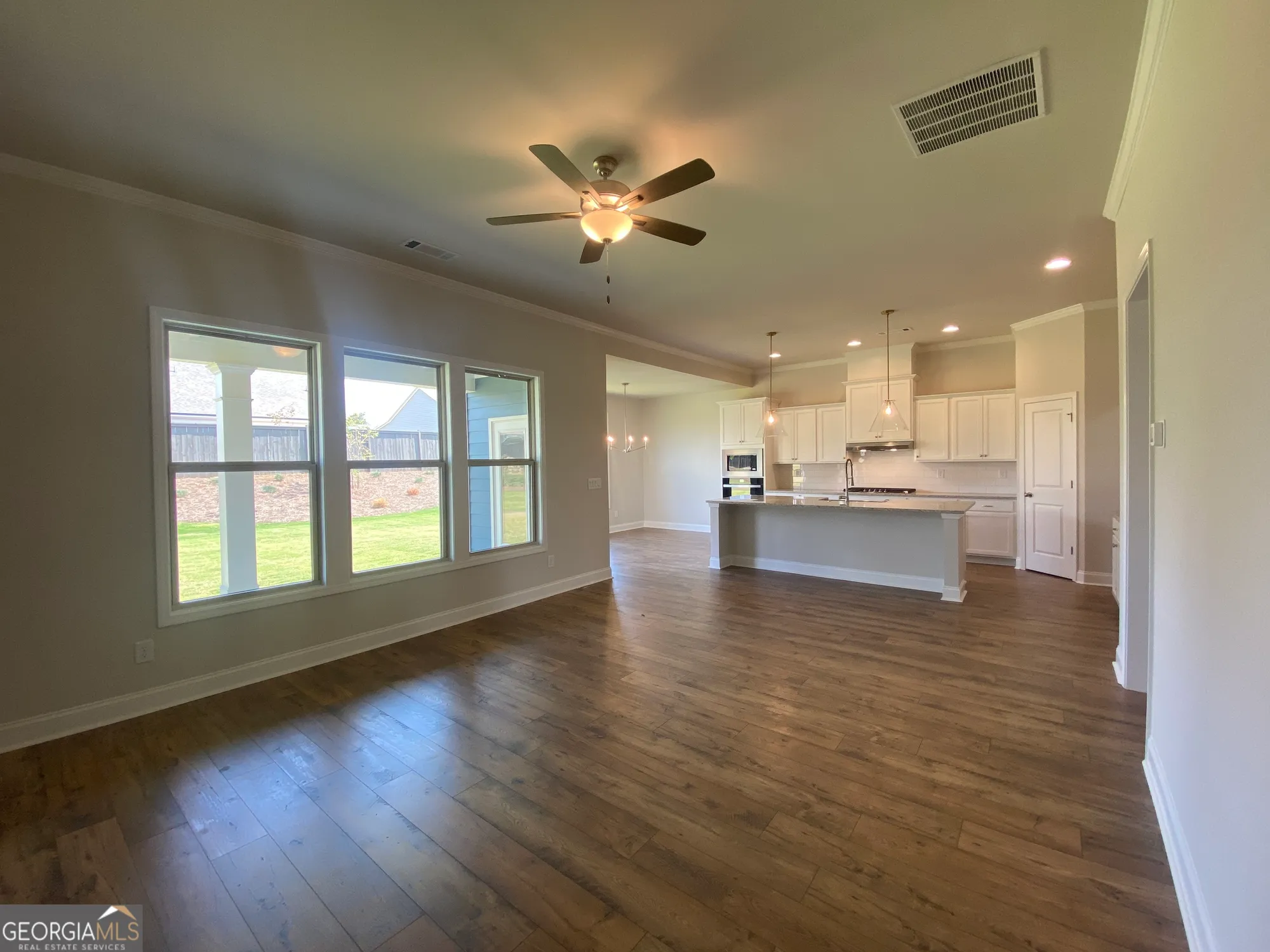 Property Slideshow image 25 of 74 | 150 oakdale rd # 32, Jefferson, GA, 30549