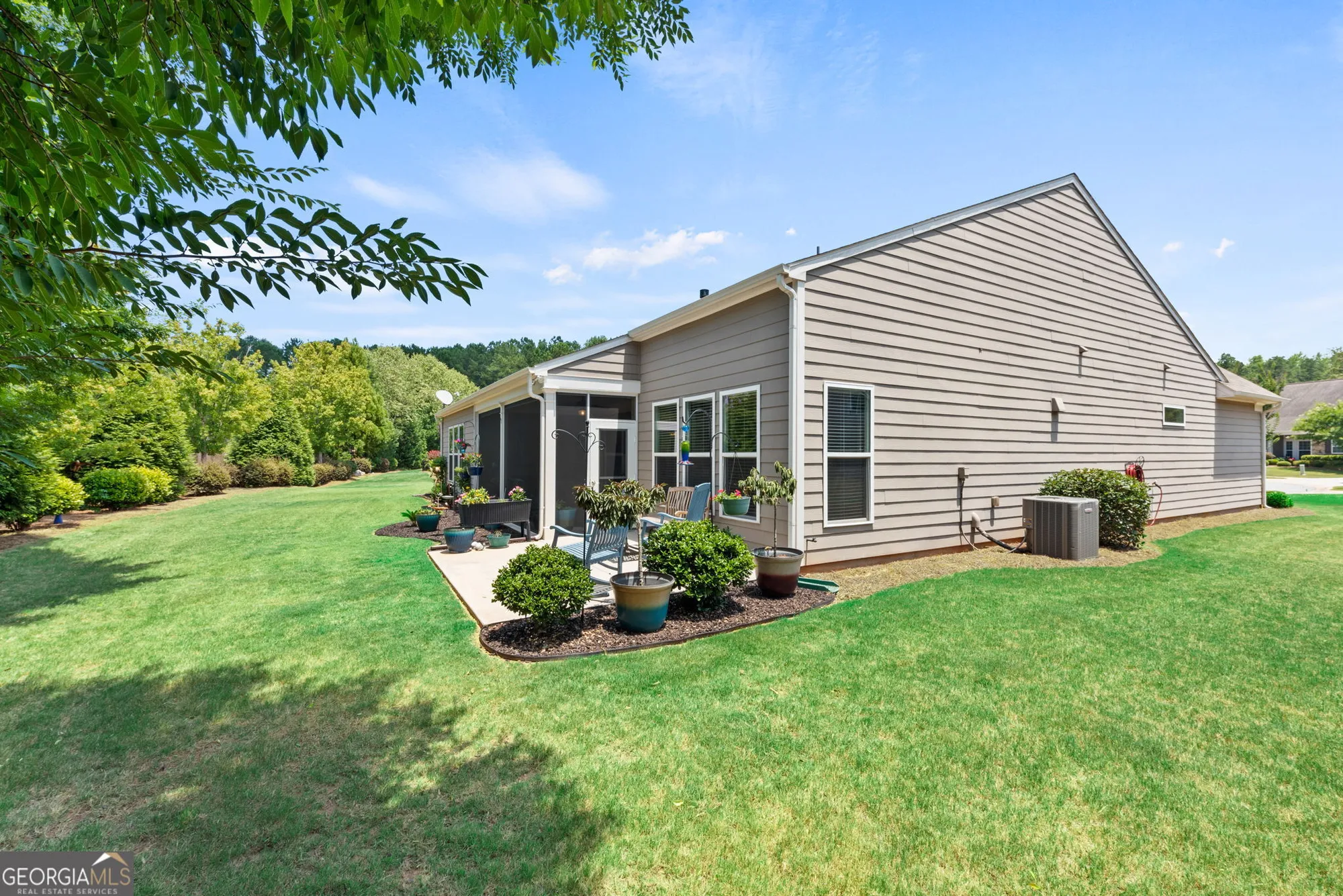 Property Slideshow image 38 of 80 | 105 salvia ct na, Griffin, GA, 30223