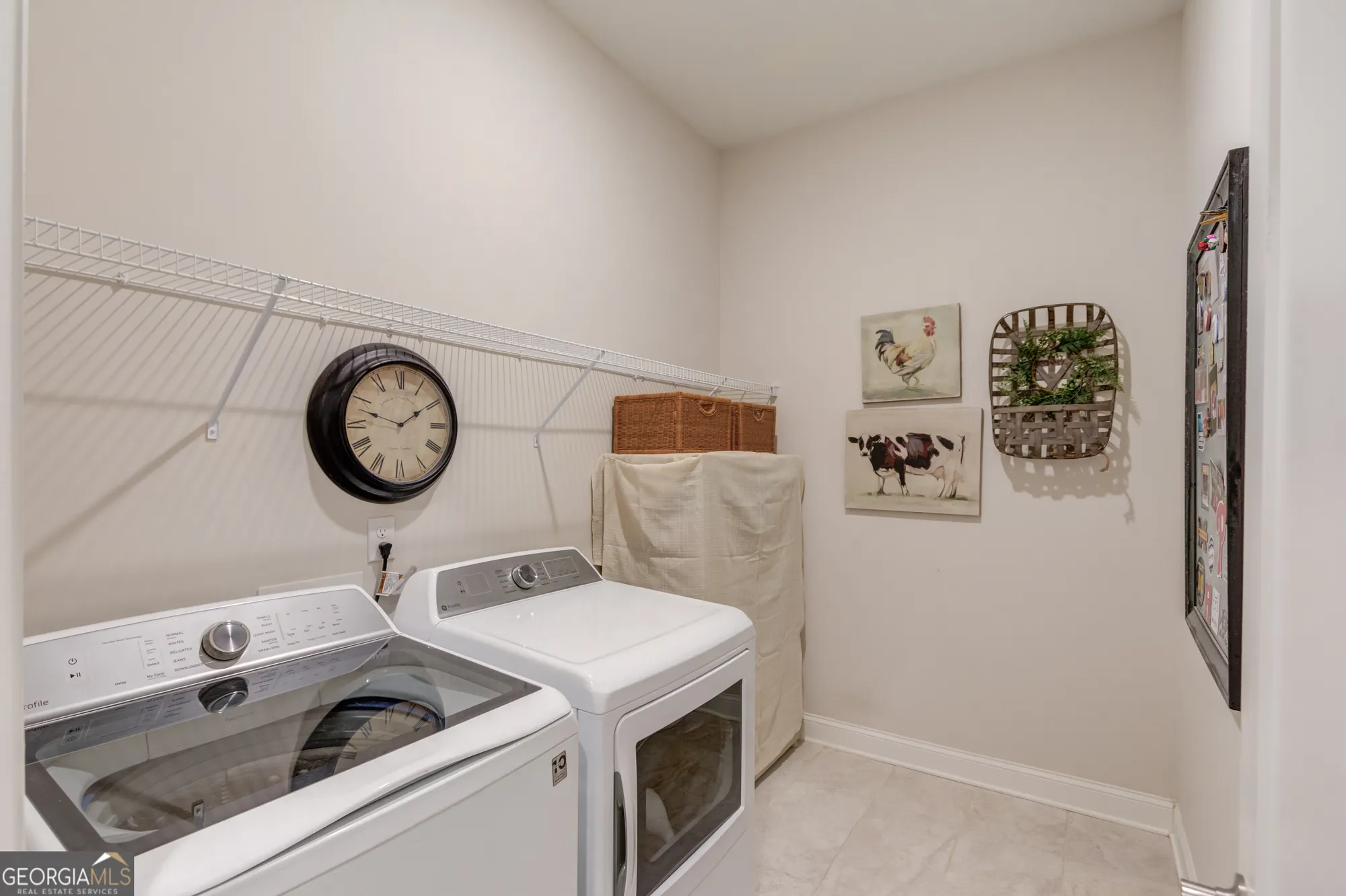 Property Slideshow image 14 of 23 | 6817 bungalow rd, Flowery Branch, GA, 30542