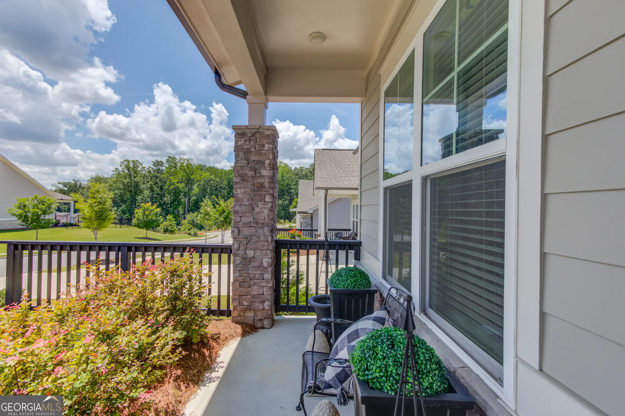 Property Slideshow image 2 of 23 | 6817 bungalow rd, Flowery Branch, GA, 30542