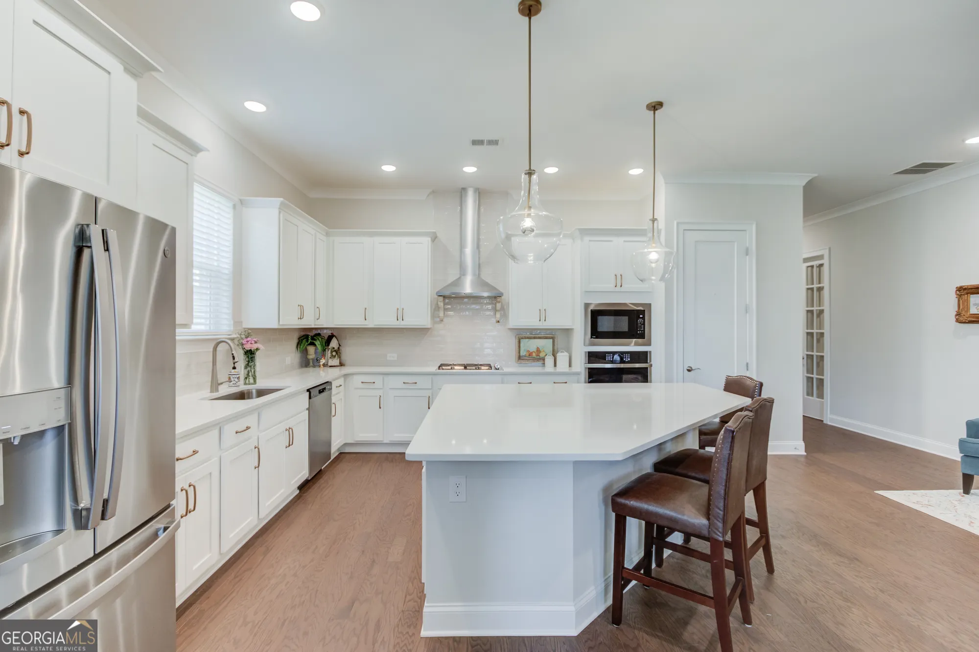 Property Slideshow image 6 of 23 | 6817 bungalow rd, Flowery Branch, GA, 30542