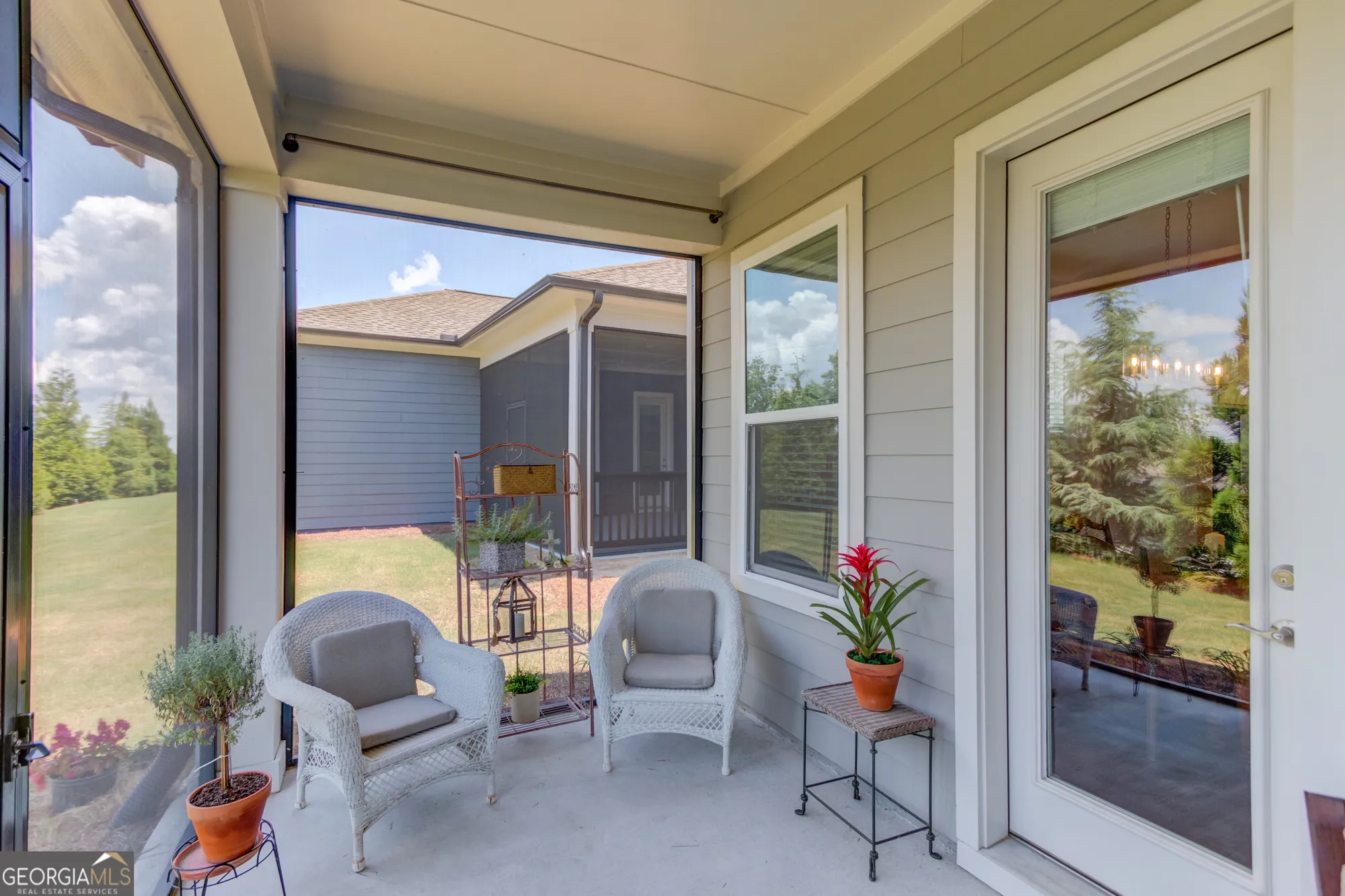 Property Slideshow image 16 of 23 | 6817 bungalow rd, Flowery Branch, GA, 30542