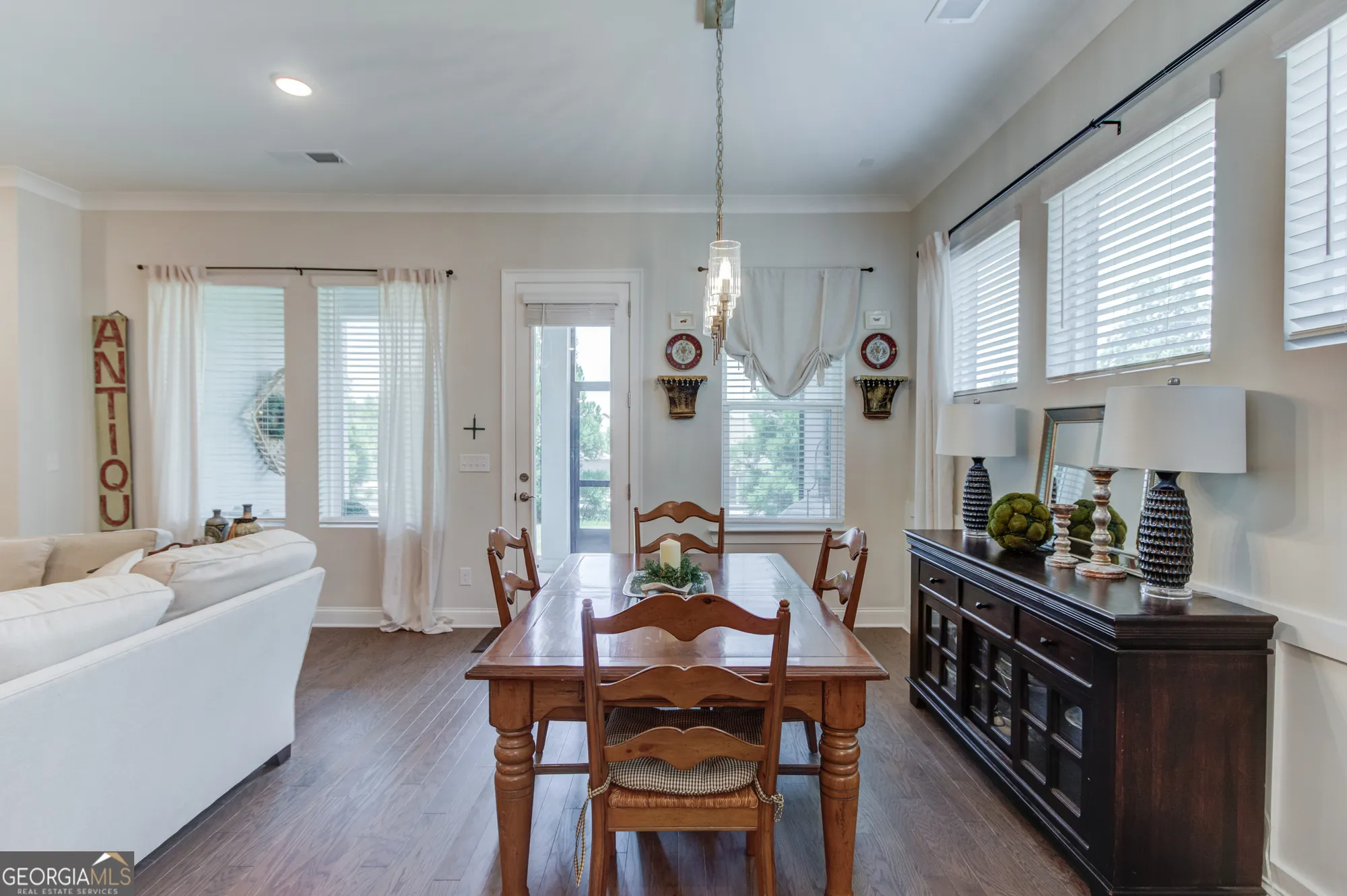 Property Slideshow image 7 of 23 | 6817 bungalow rd, Flowery Branch, GA, 30542