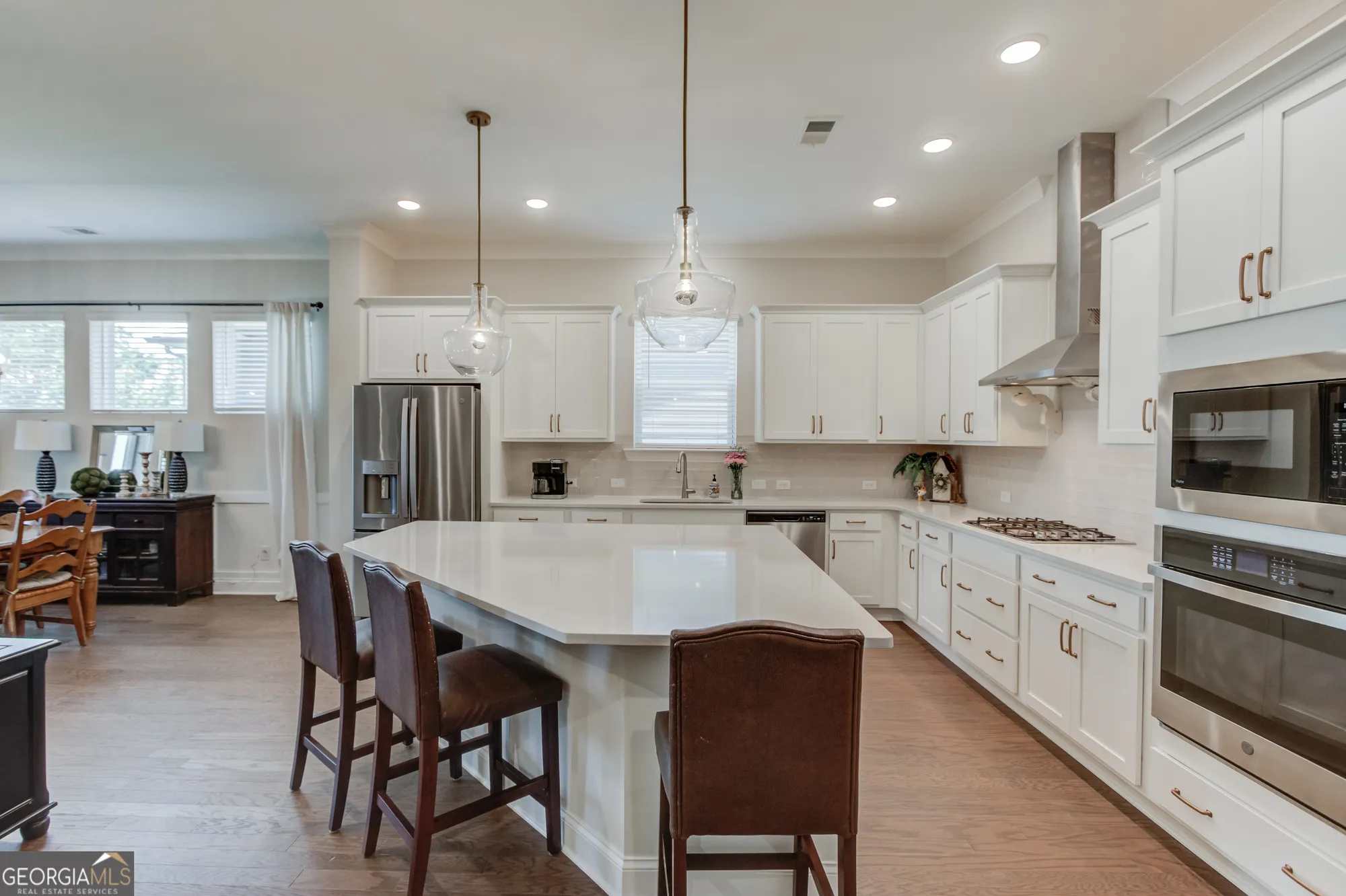 Property Slideshow image 5 of 23 | 6817 bungalow rd, Flowery Branch, GA, 30542