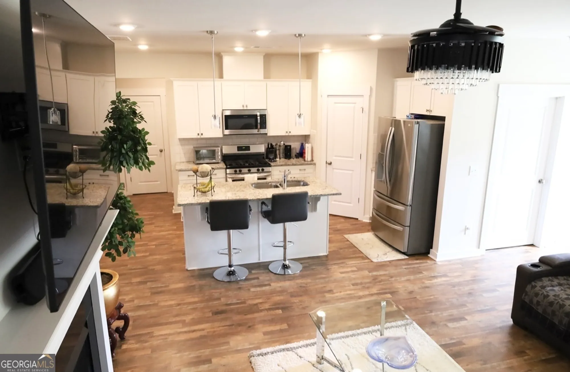 Property Slideshow image 2 of 19 | 2845 long shadow ct, Snellville, GA, 30078