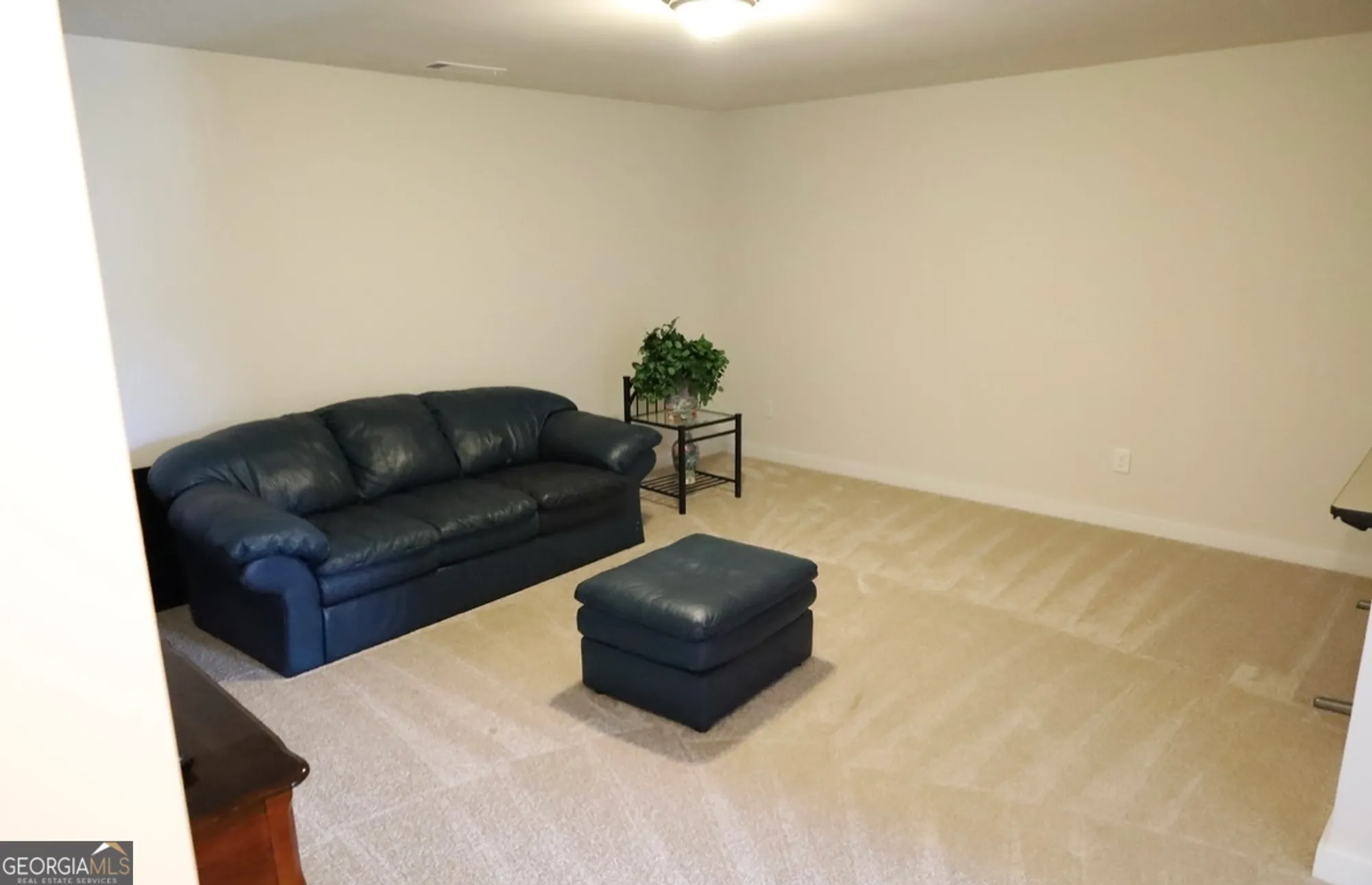 Property Slideshow image 13 of 19 | 2845 long shadow ct, Snellville, GA, 30078