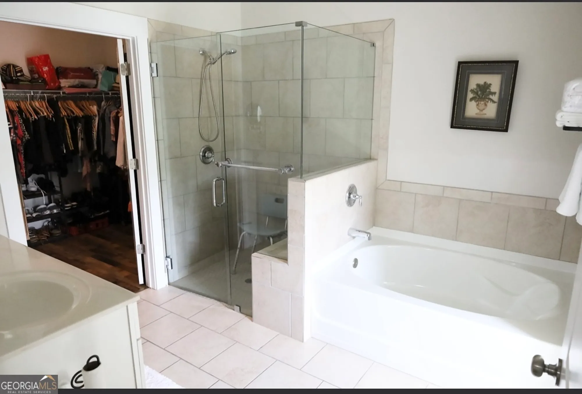 Property Slideshow image 9 of 19 | 2845 long shadow ct, Snellville, GA, 30078