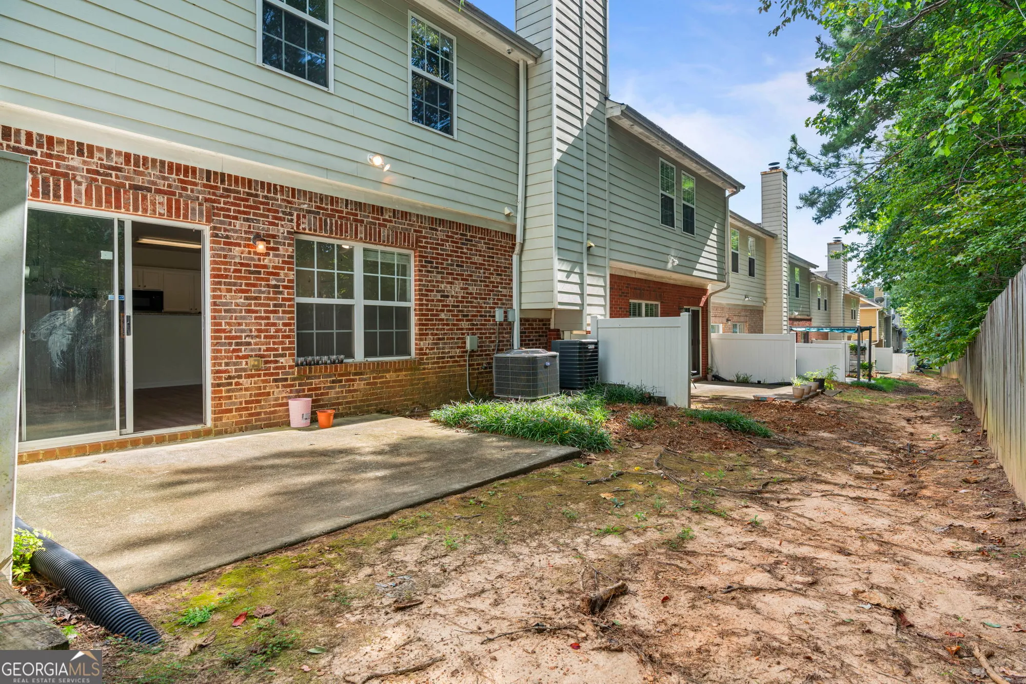 Property Slideshow image 23 of 23 | 374 creek manor way, Suwanee, GA, 30024