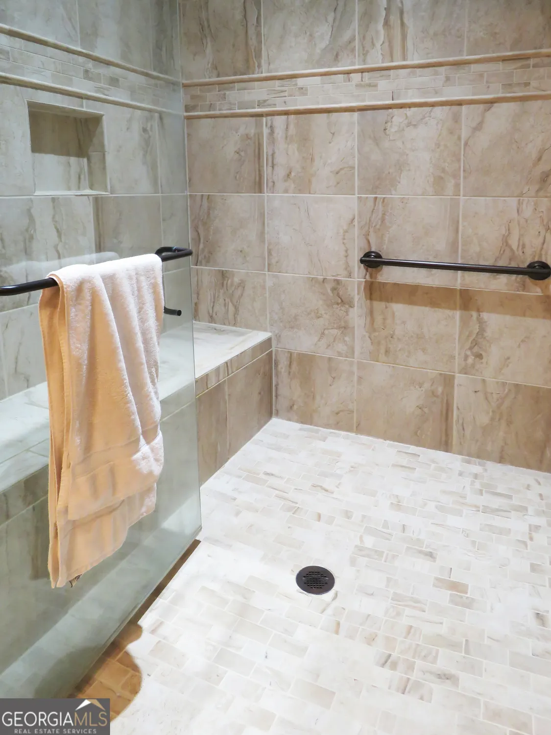 Property Slideshow image 68 of 104 | 118 cedarcrest village ct # 118, Acworth, GA, 30101